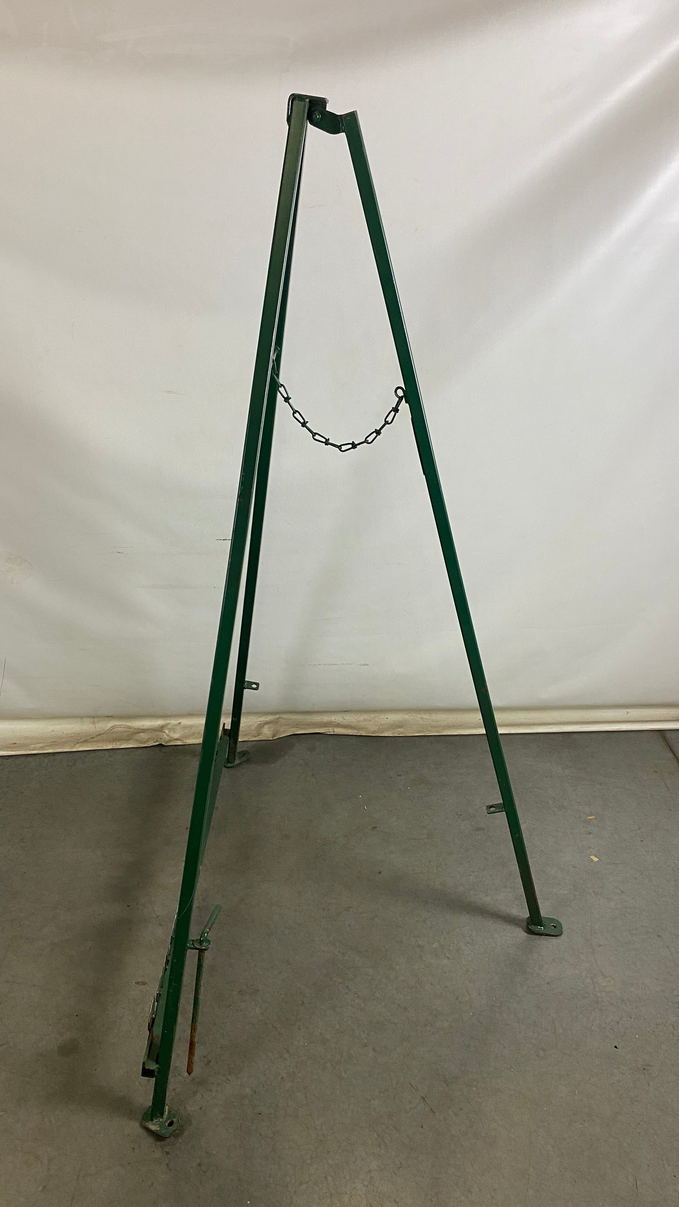 Prince Metal Works "Michigan State" Metal Easel