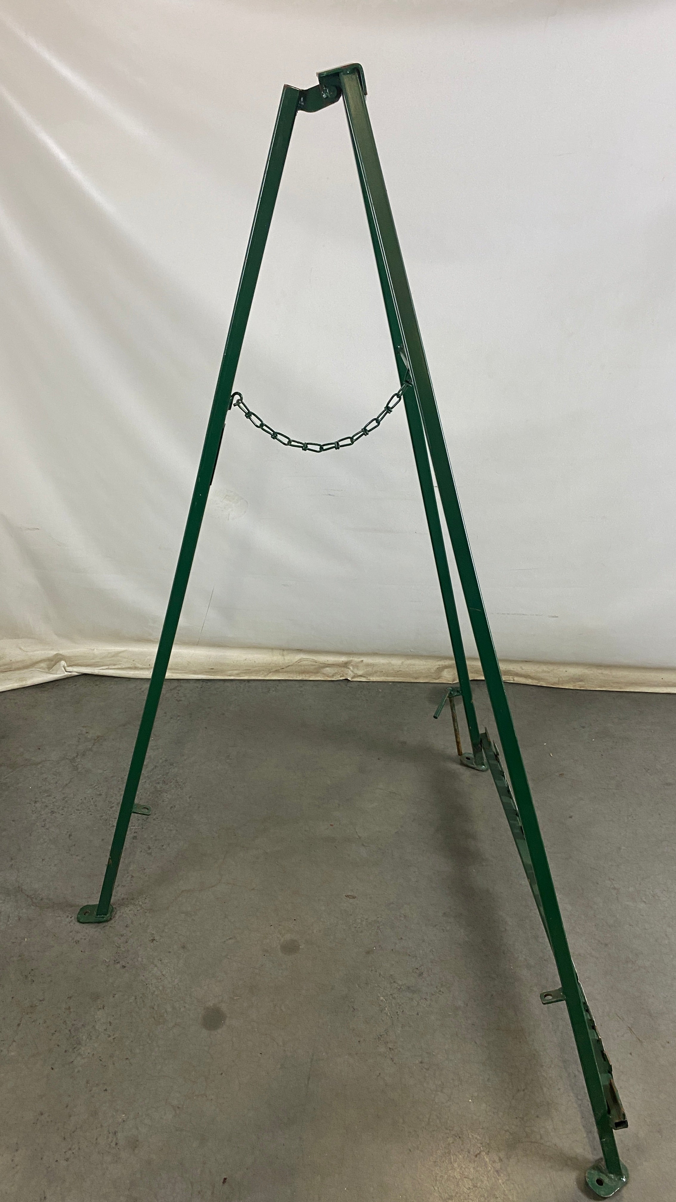 Prince Metal Works "Michigan State" Metal Easel