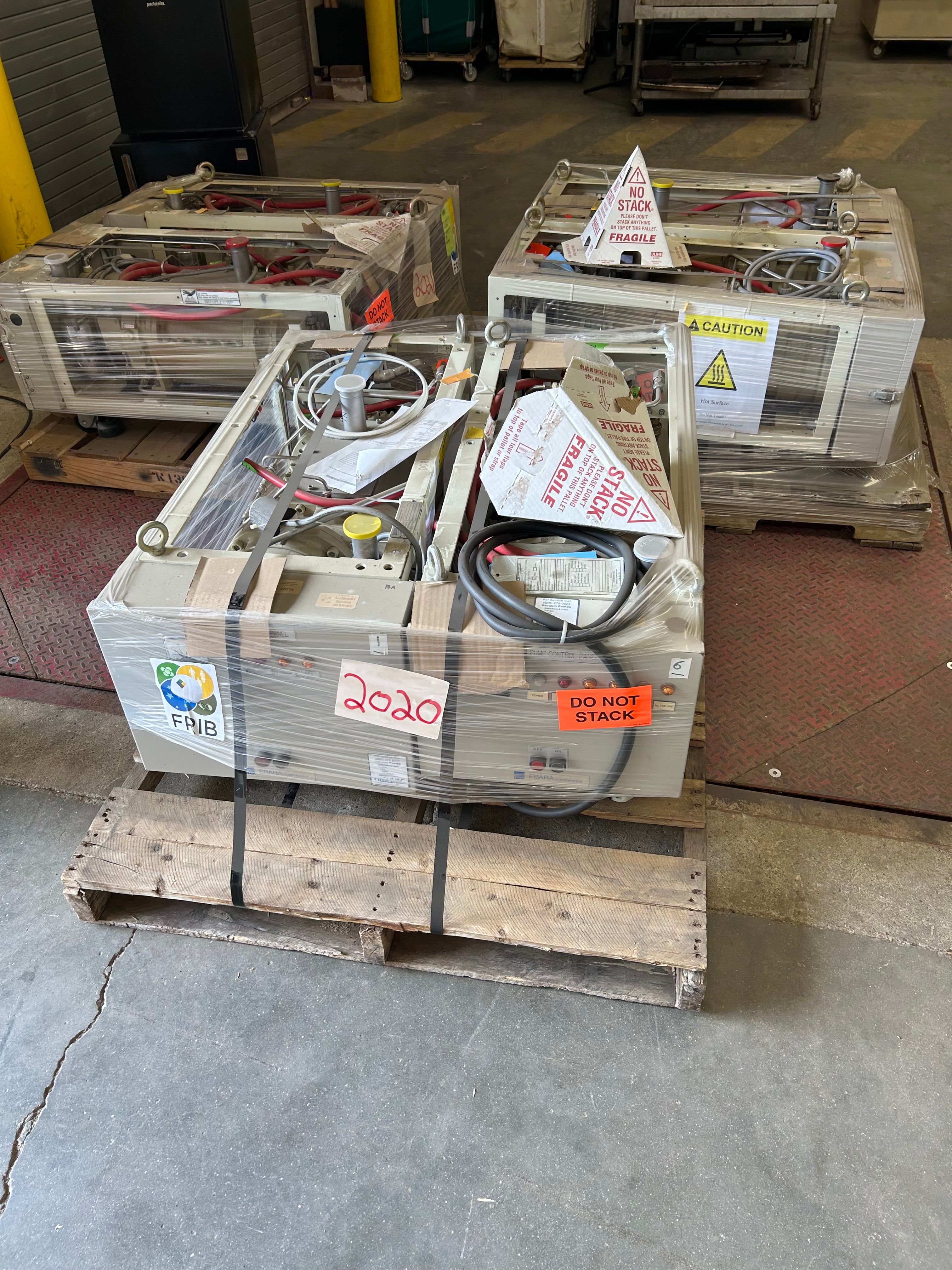 Lot of 6 untusted vacuum pumps - 2,700lbs