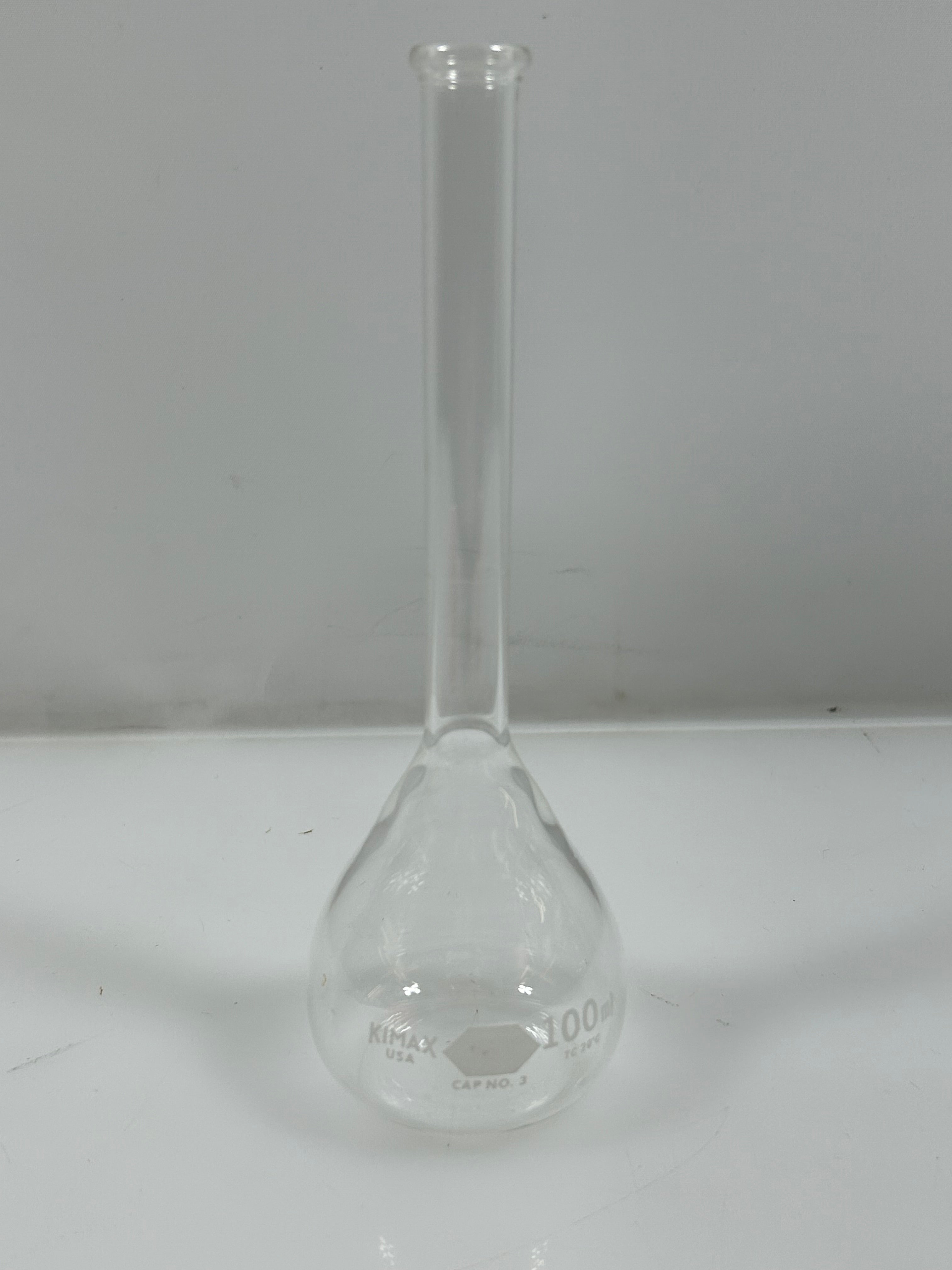 Pyrex 100mL Volumetric Flask