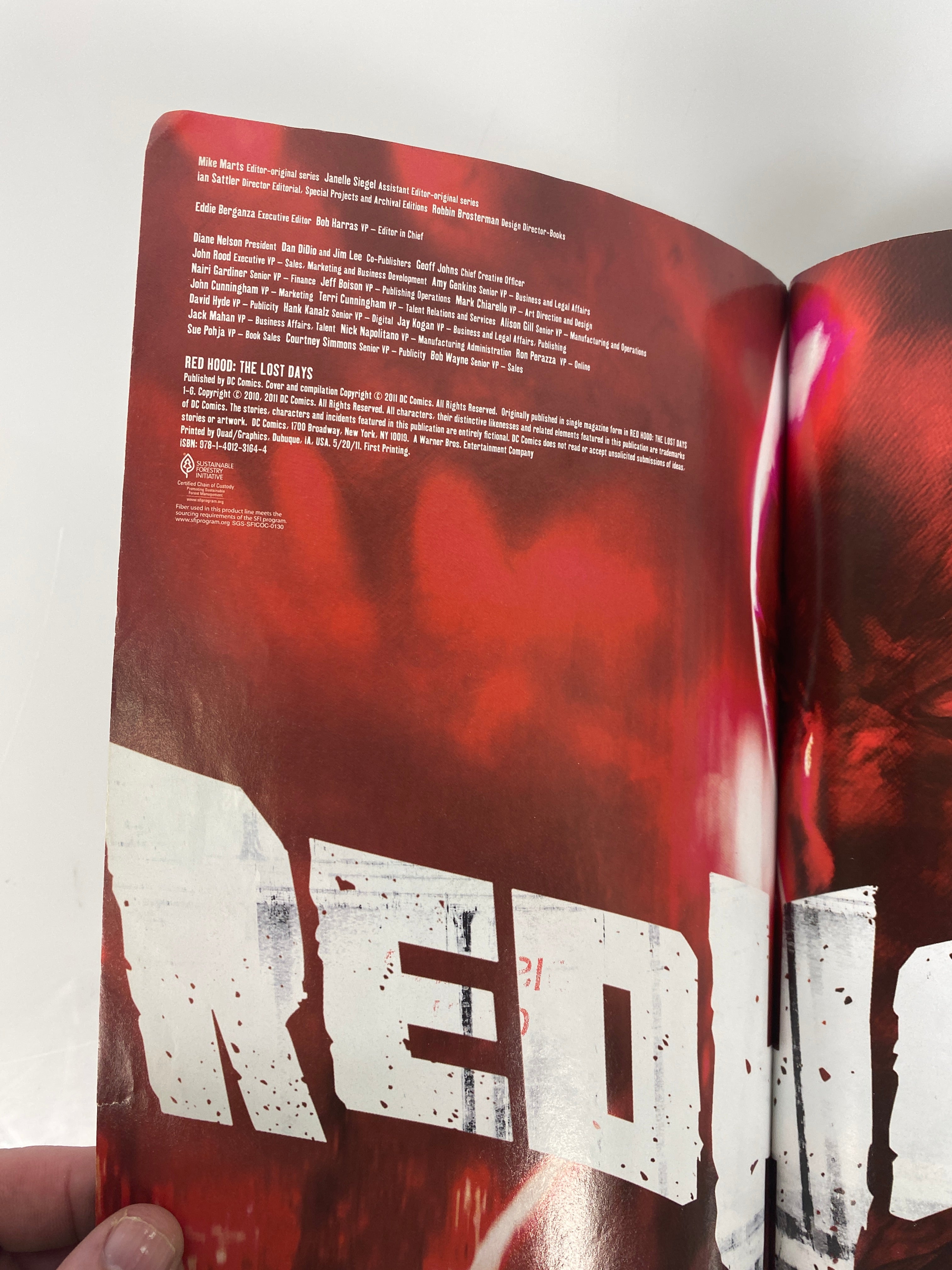 Red Hood: The Lost Days Judd Winick DC 2011