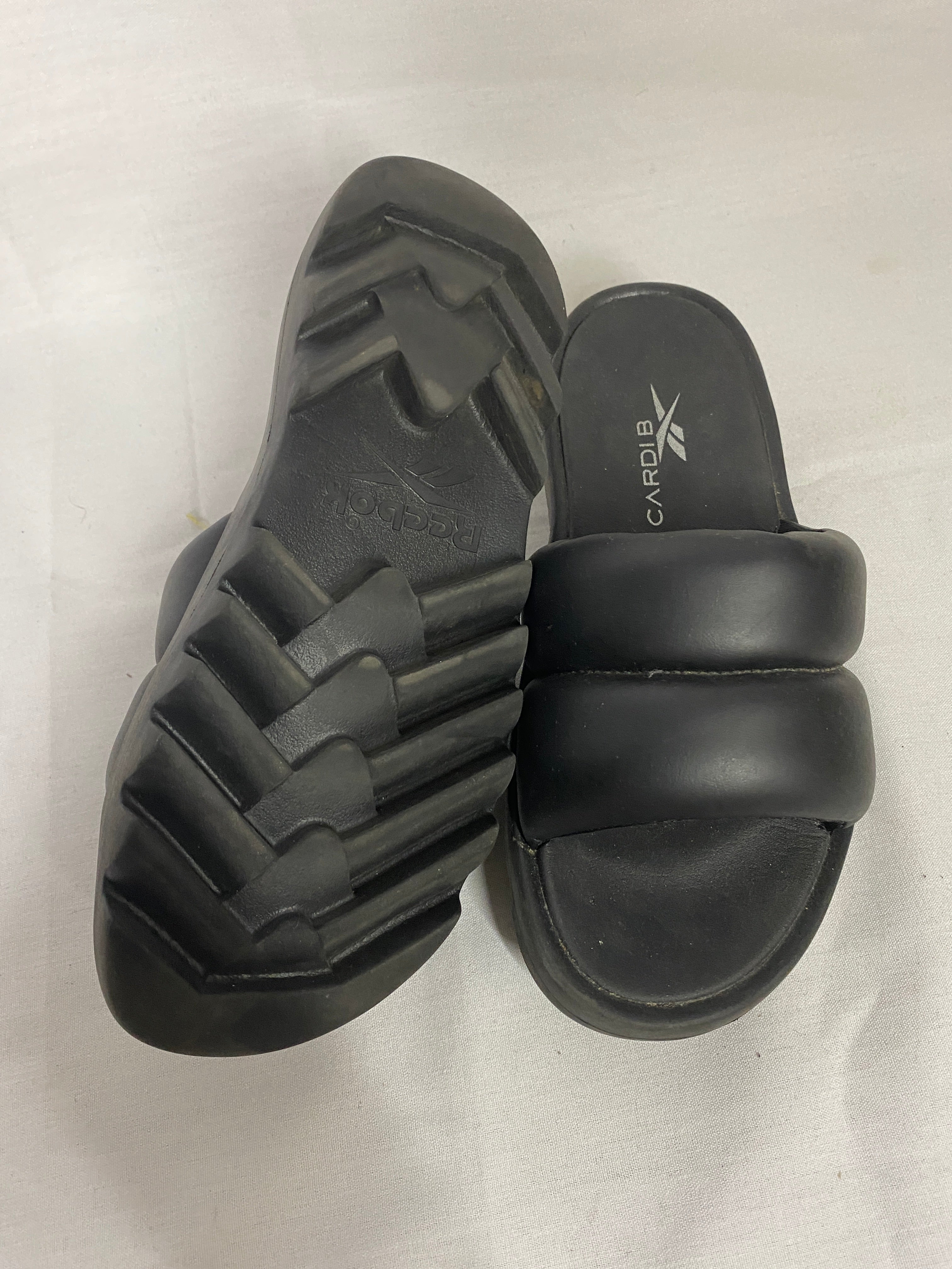 Reebok Cardi B Slides in Core Black w/ Puff Straps Women's Size 8