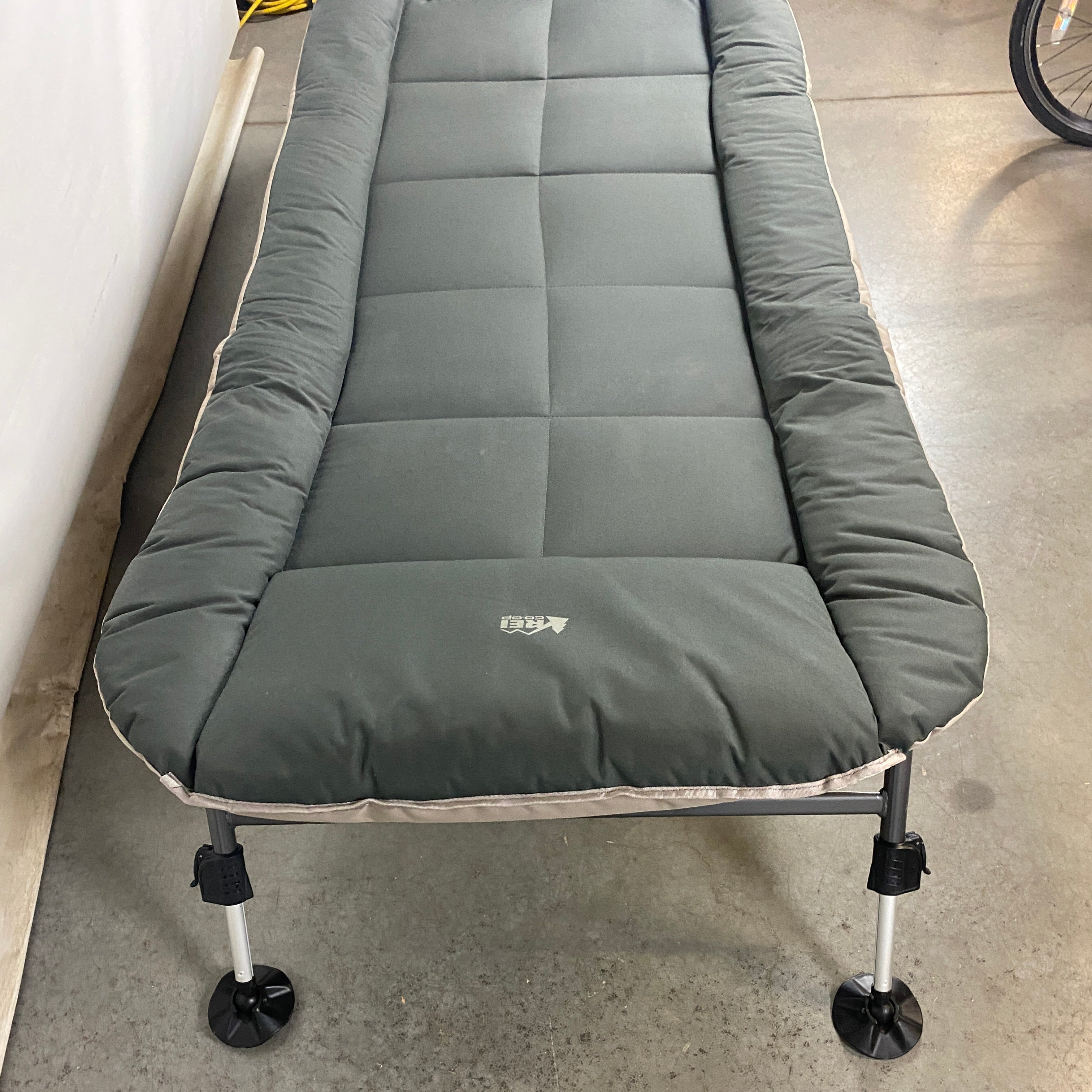 REI Wonderland Foldable Cot