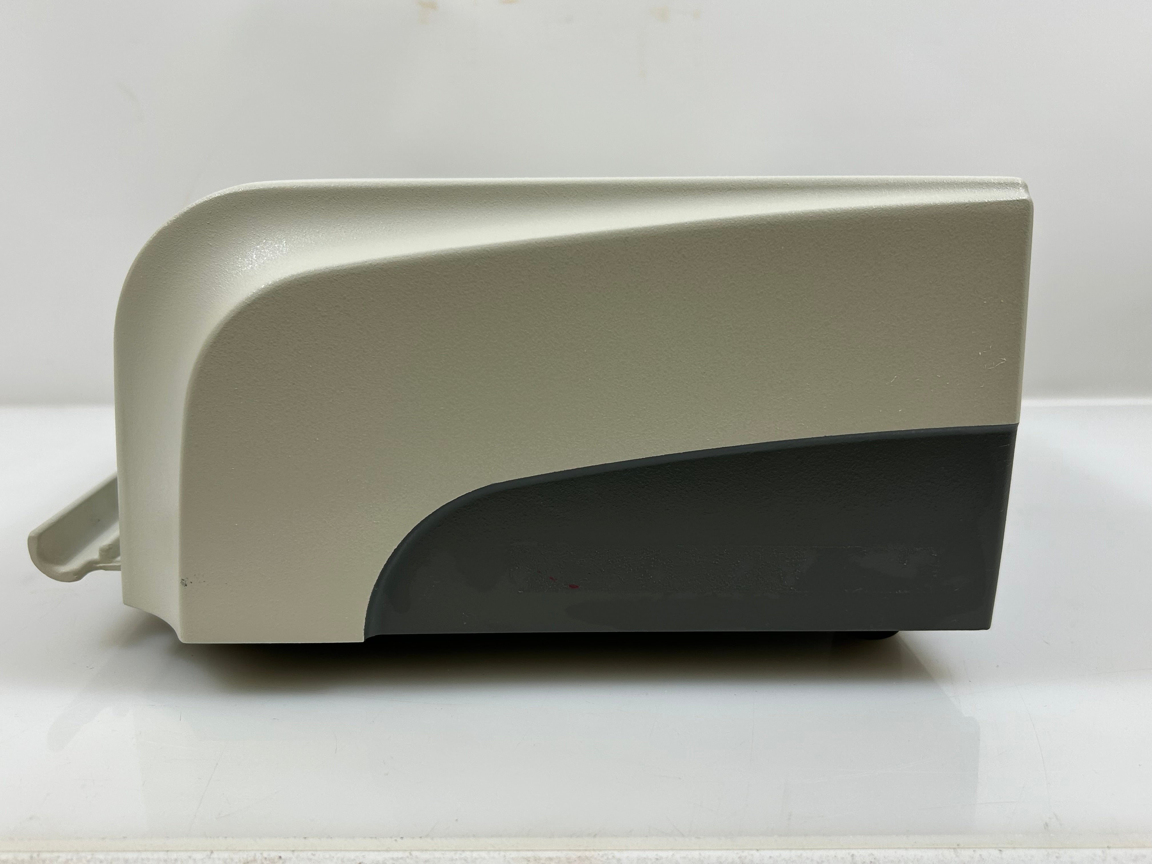 Reichert Model 30 Pneumotonometer
