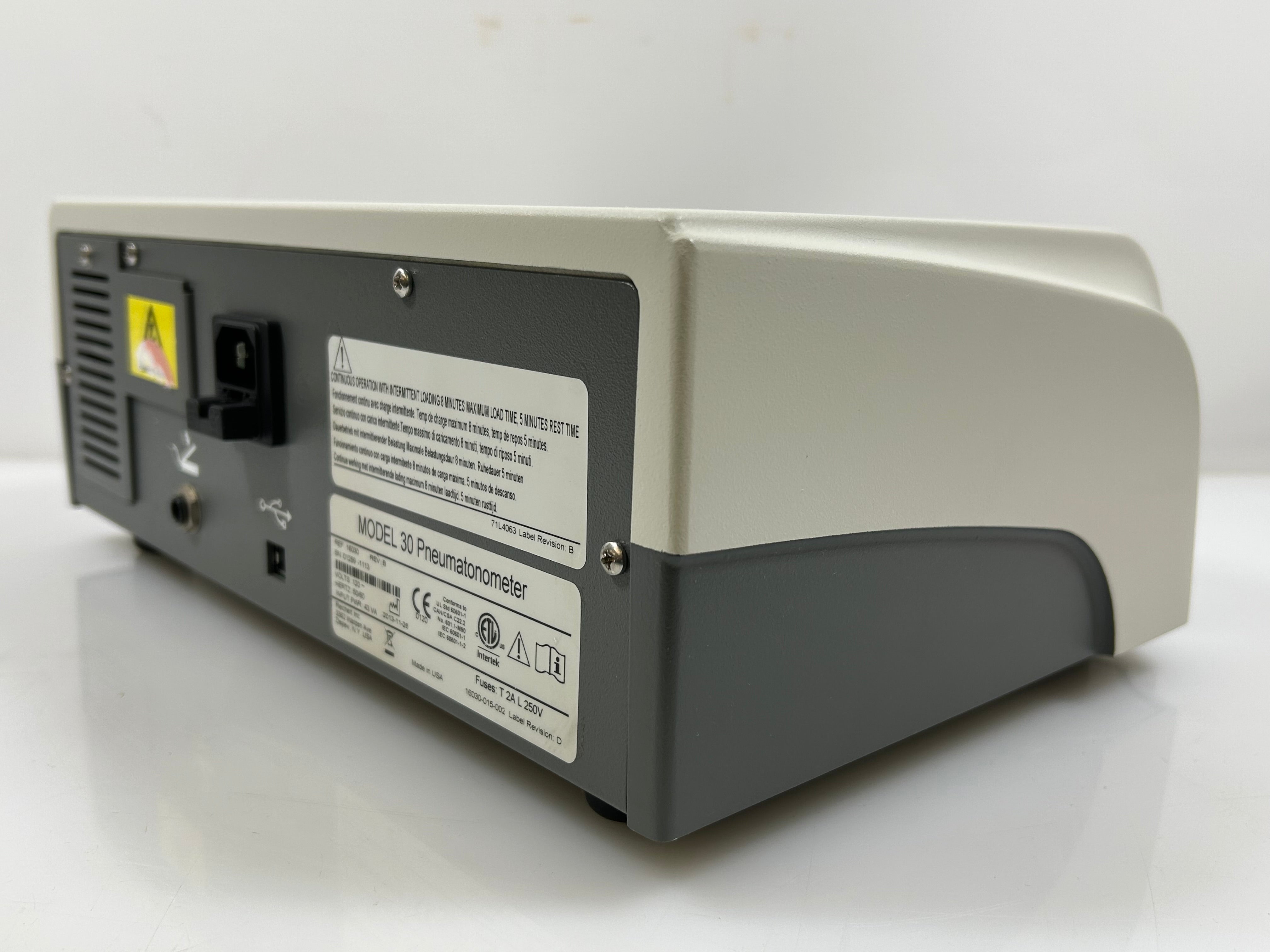 Reichert Model 30 Pneumotonometer
