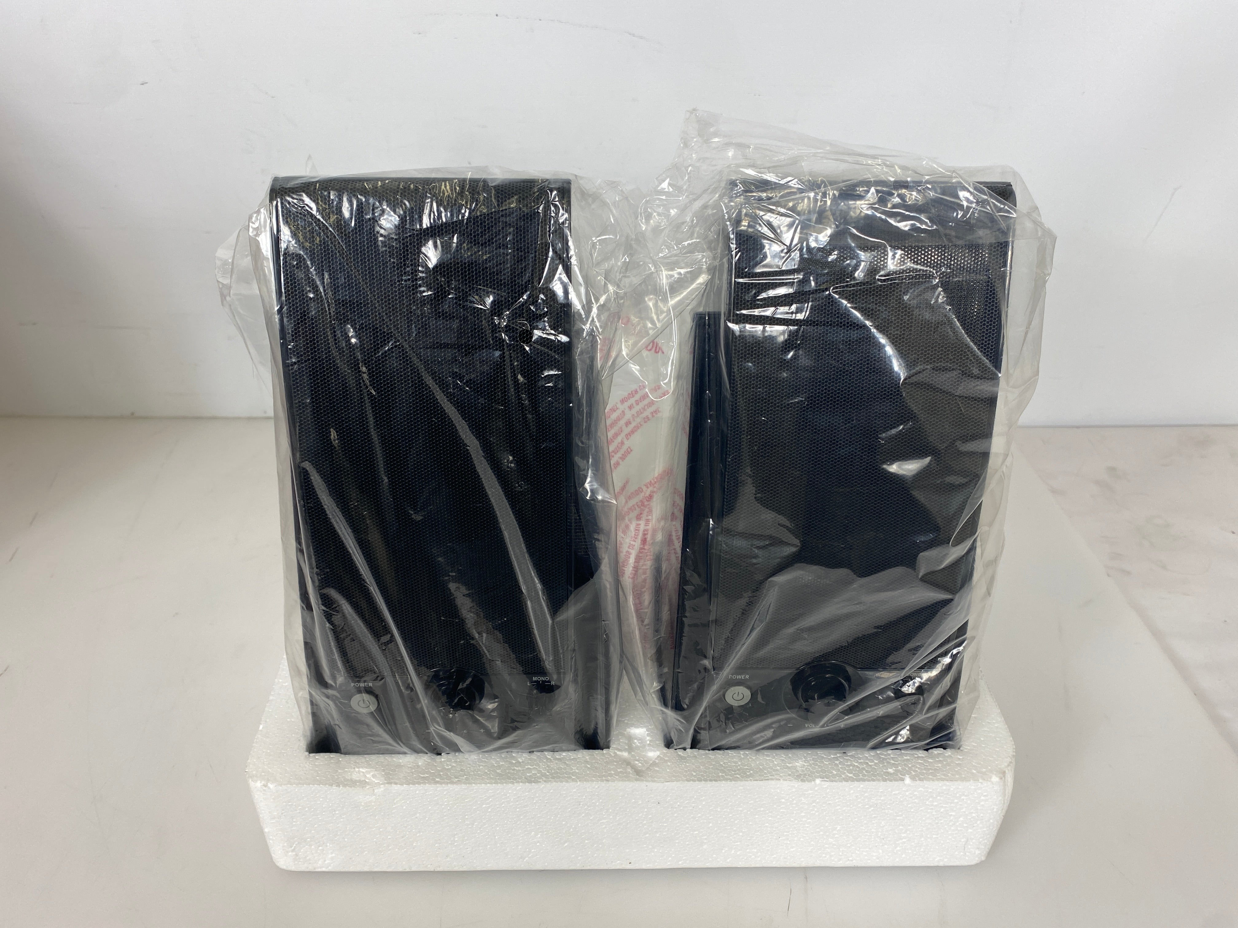 Rocketfish Wireless Bookshelf Speaker Pair Model RF-WS01