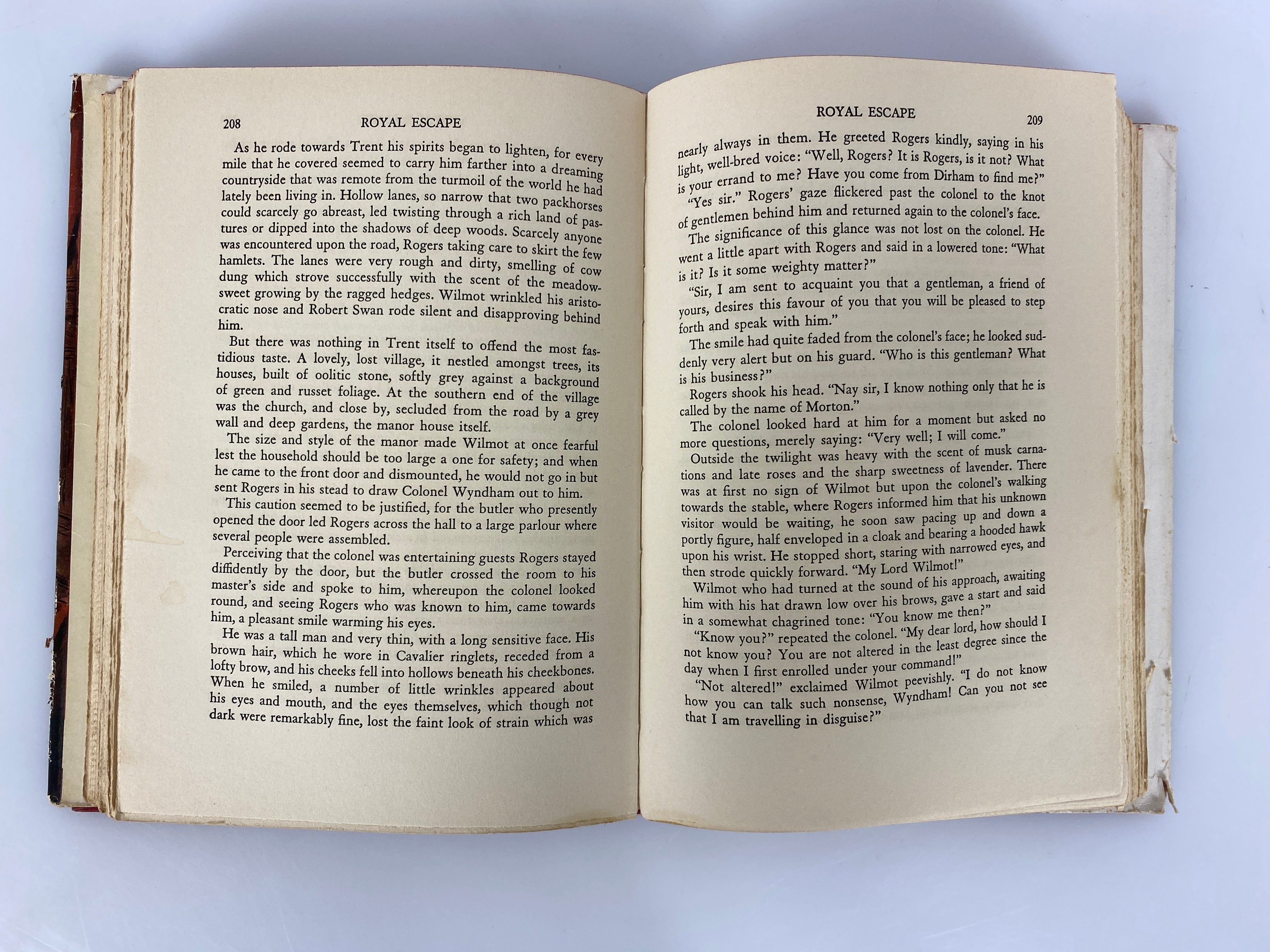 Royal Escape by Georgette Heyer 1939 Vintage HC DJ