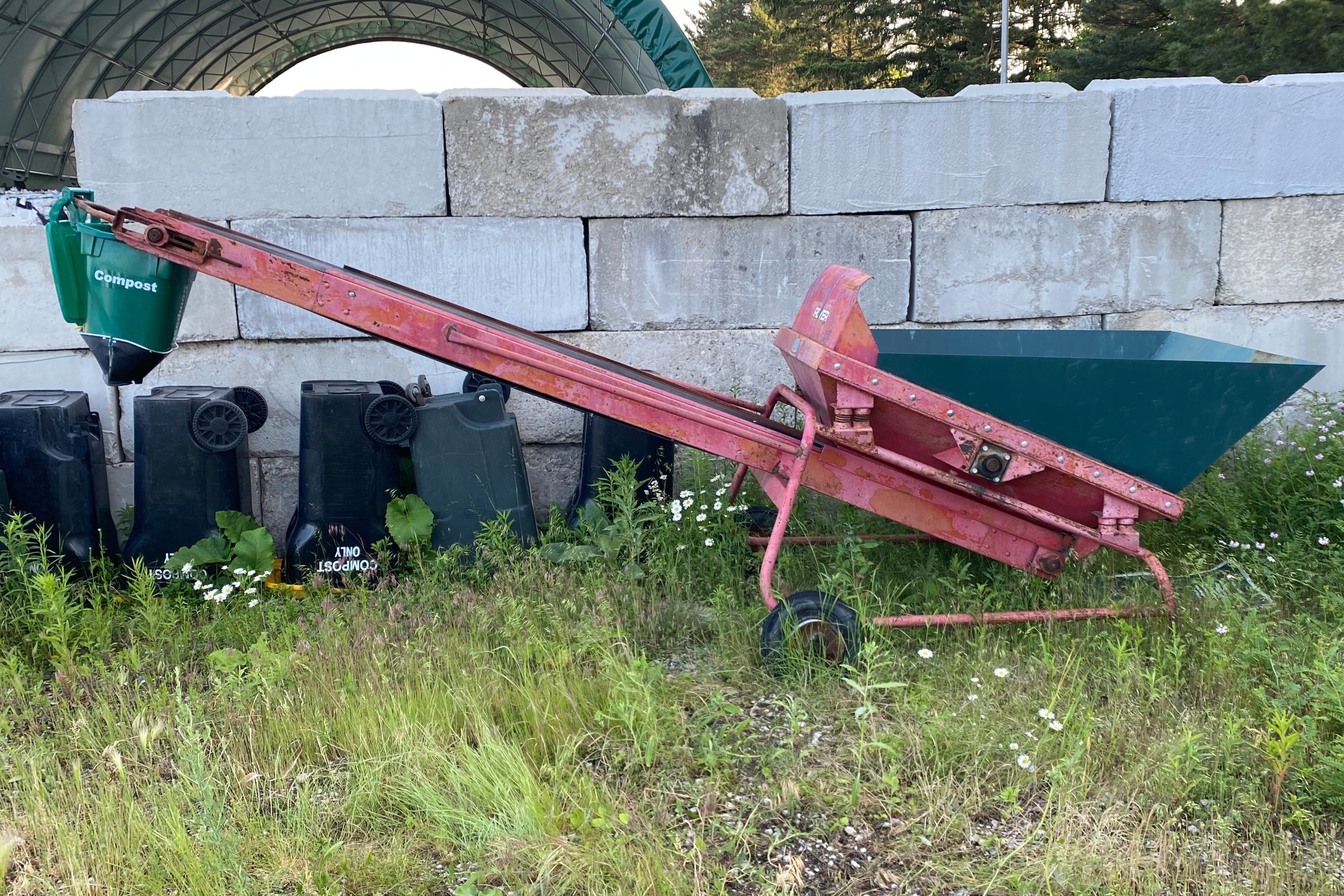 Royer Foundry and Machine Co #42-74-416 Dirt and Rock Sifter Machine