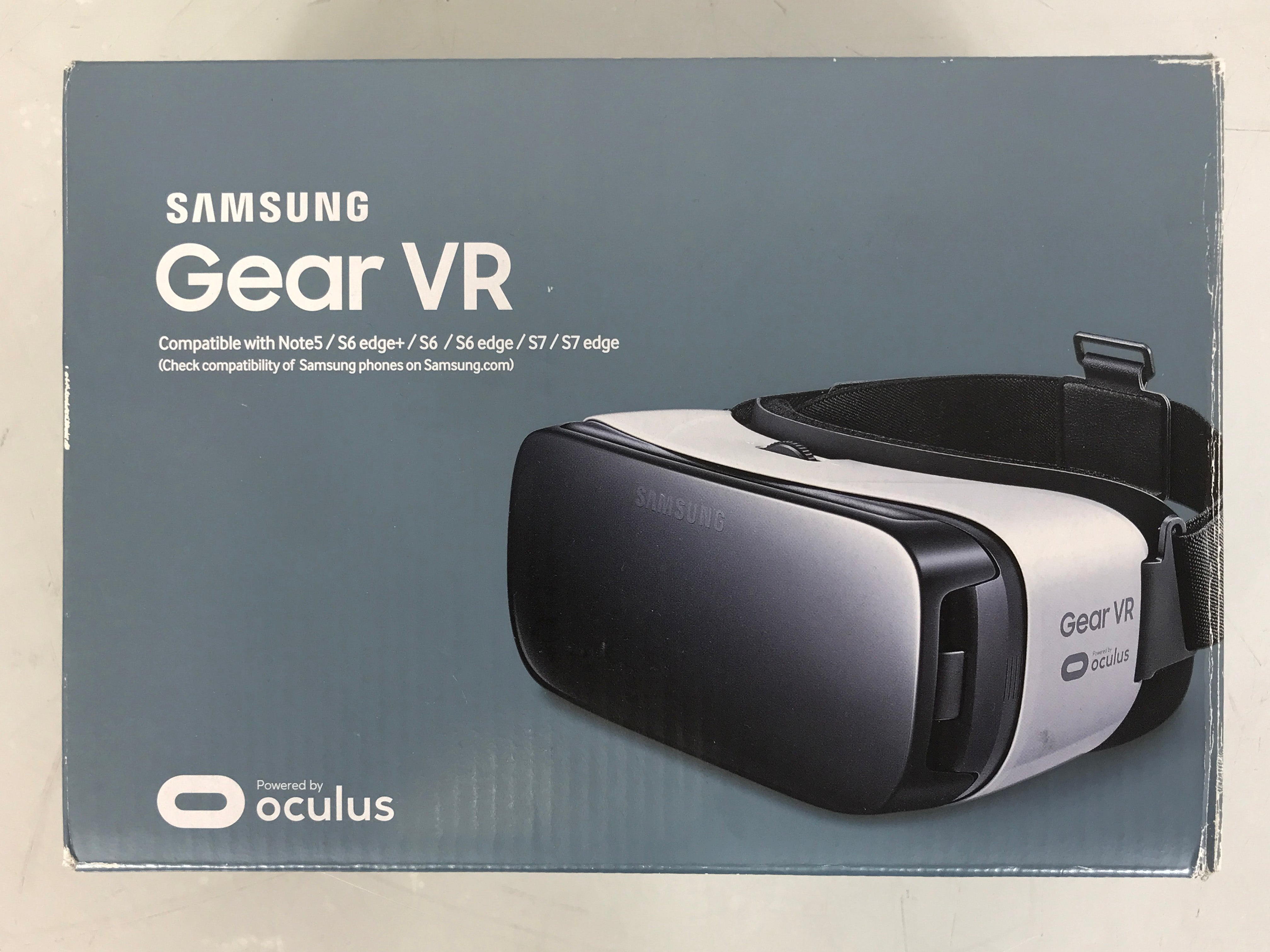 Samsung Gear VR SM-R322 Virtual Reality Headset *Untested*