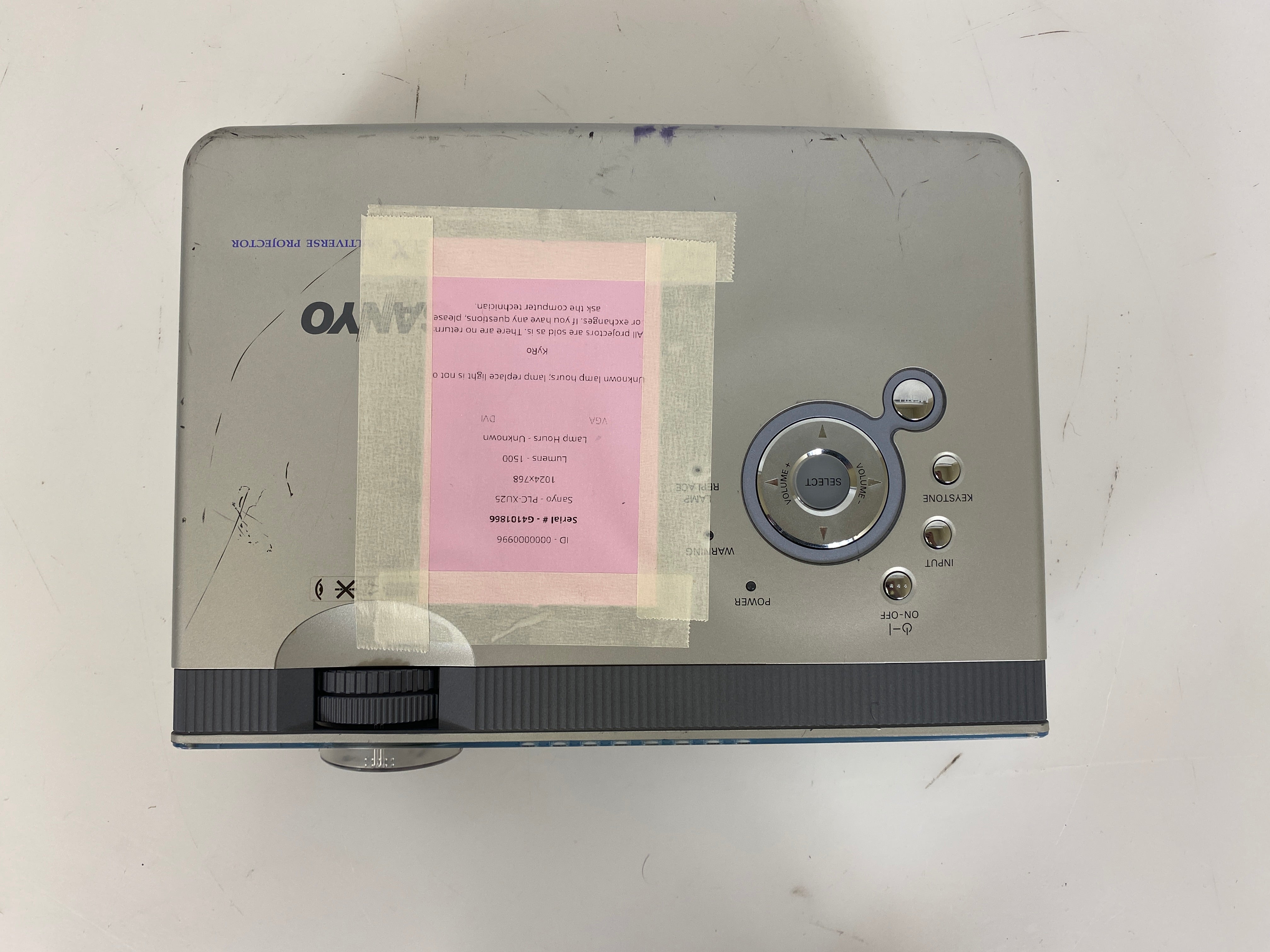 Sanyo PLC-XU25 Projector XGA Portable Projector