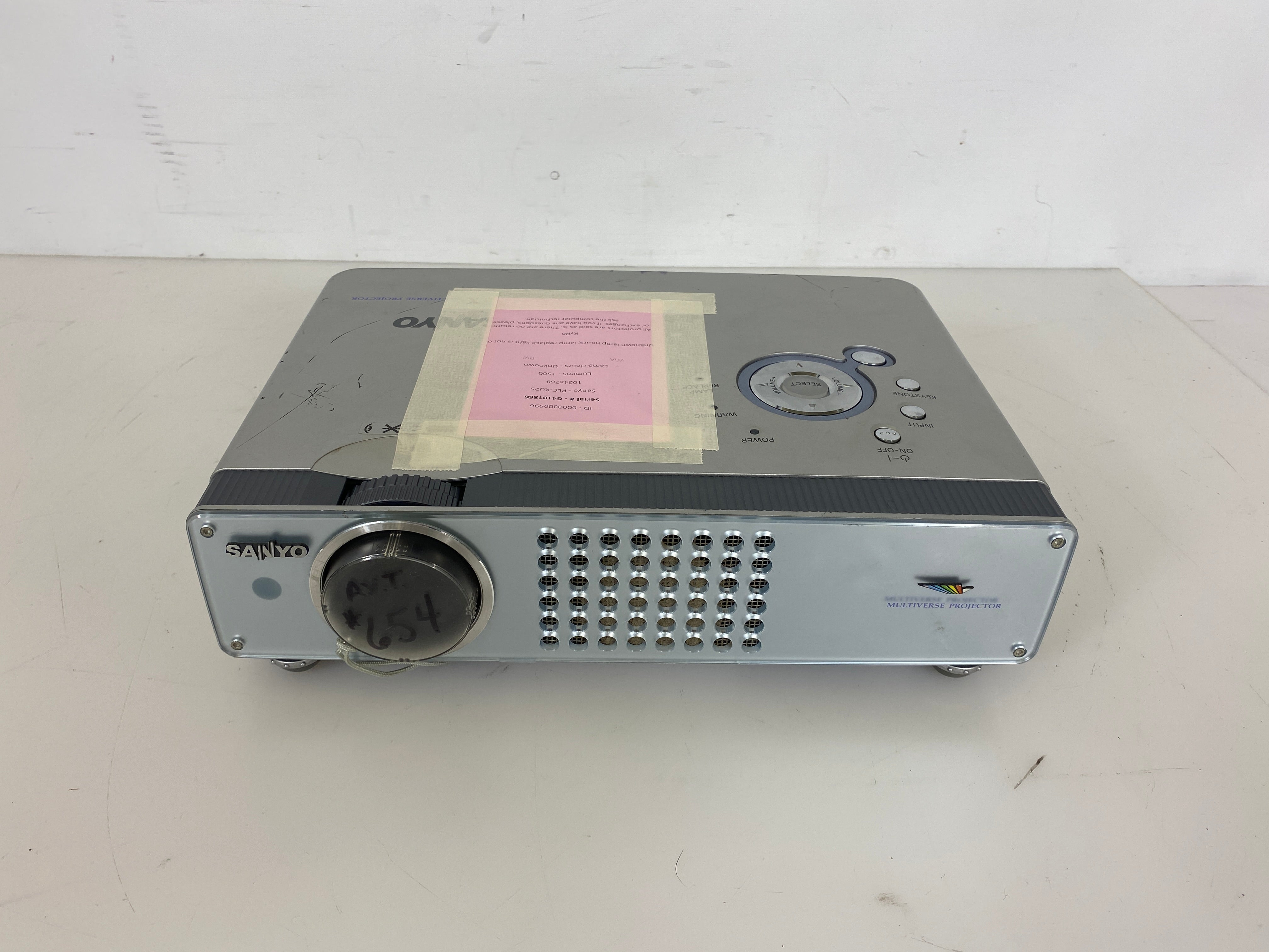 Sanyo PLC-XU25 Projector XGA Portable Projector