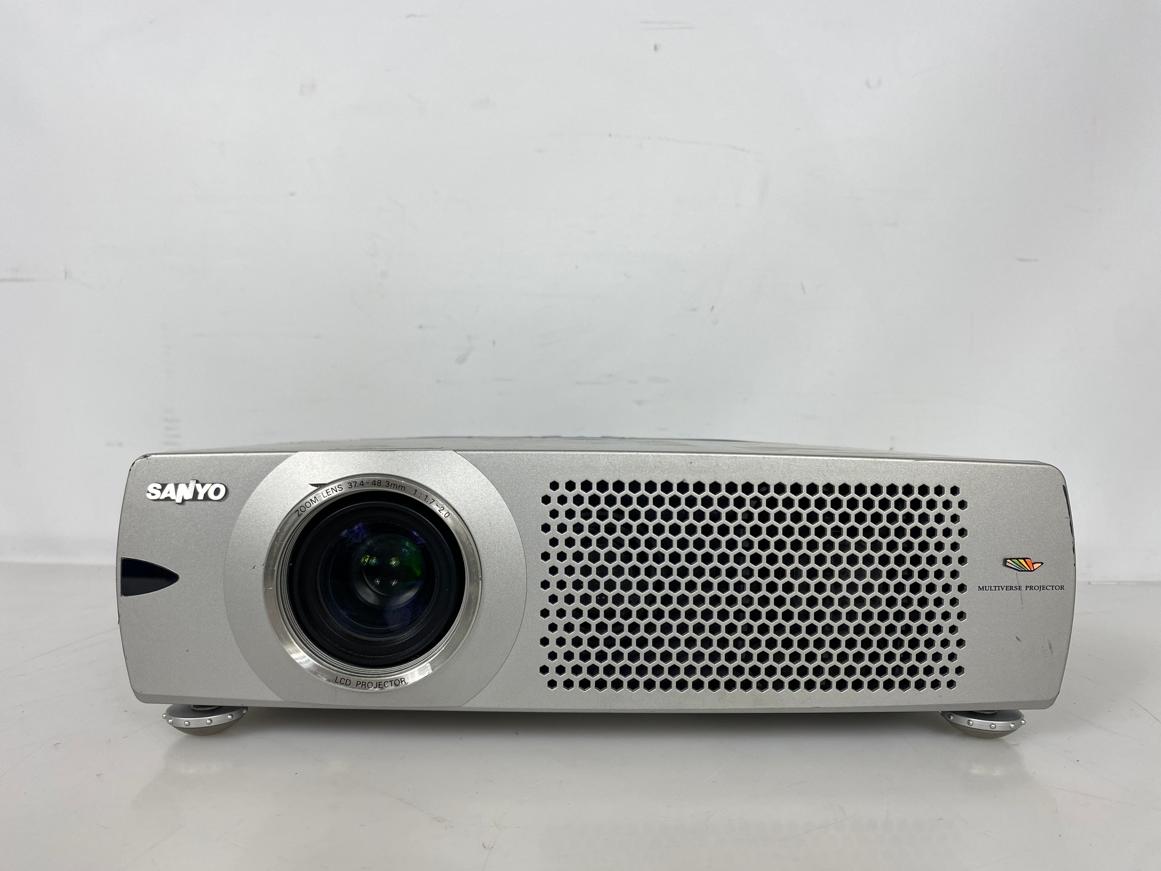 Sanyo PLC-XU30 Projector XGA Conference Room Projector