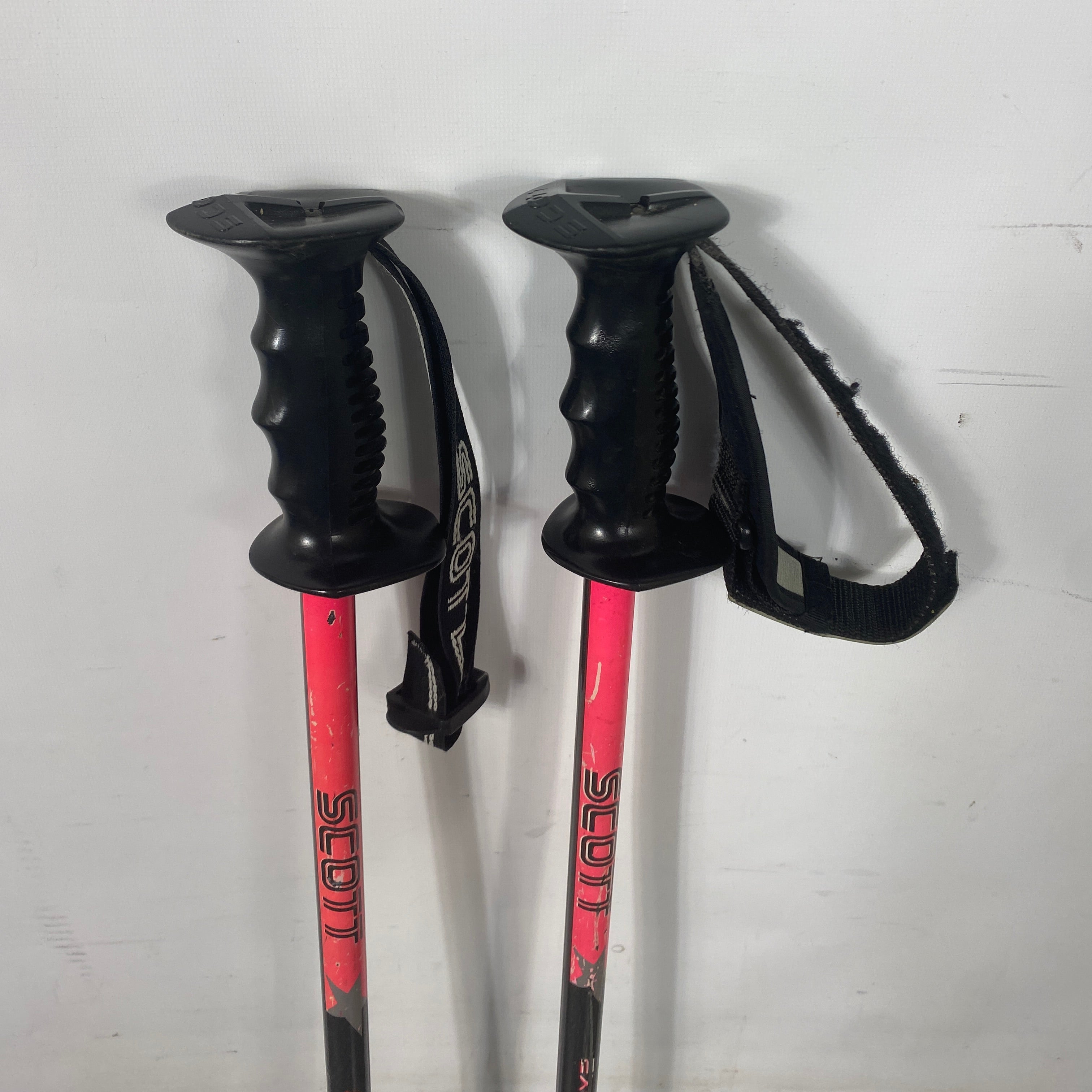 Scott Exclusive Pink and Black Ski Poles