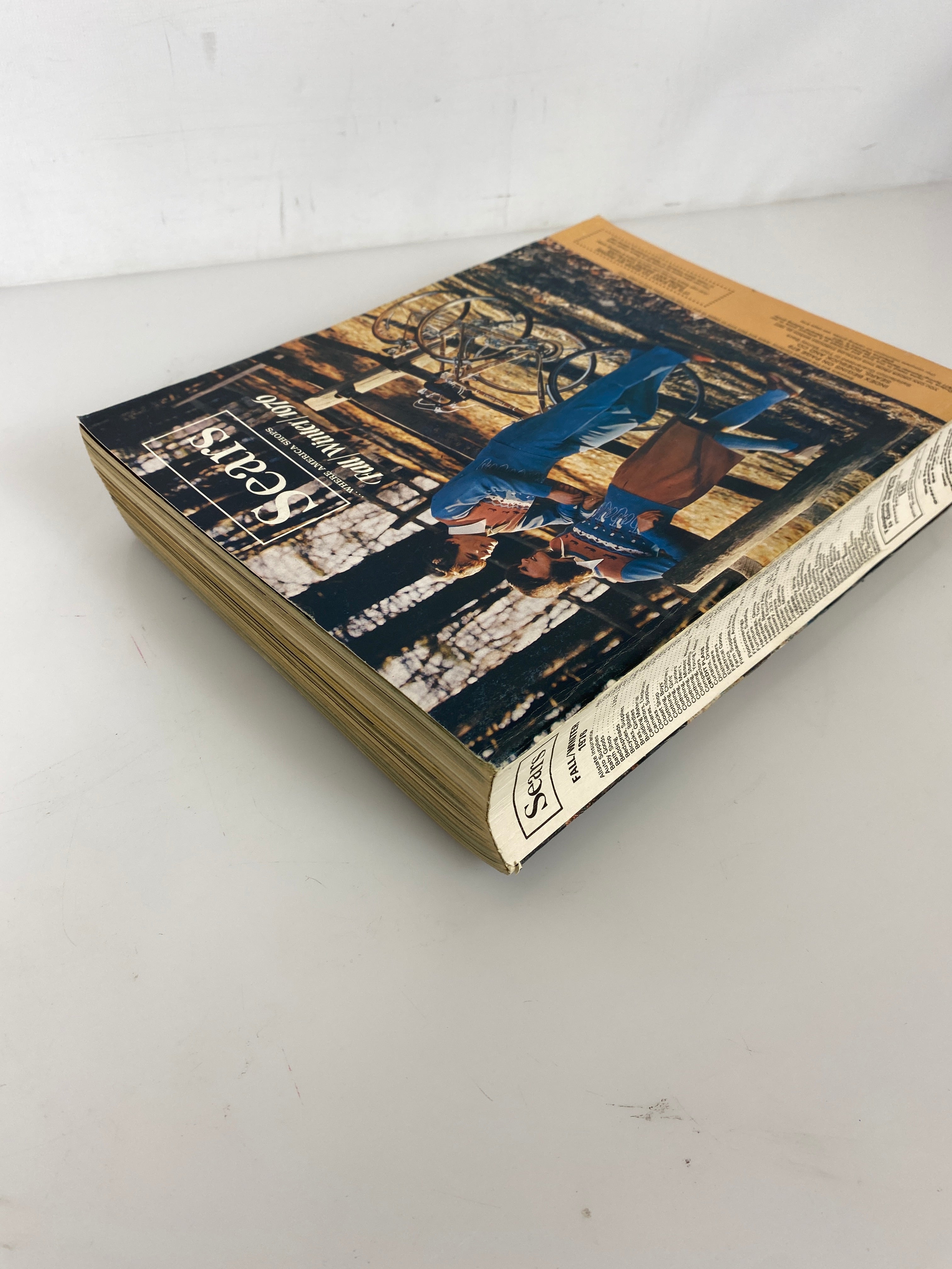 Sears Fall/Winter Catalog 1976 1527 pages