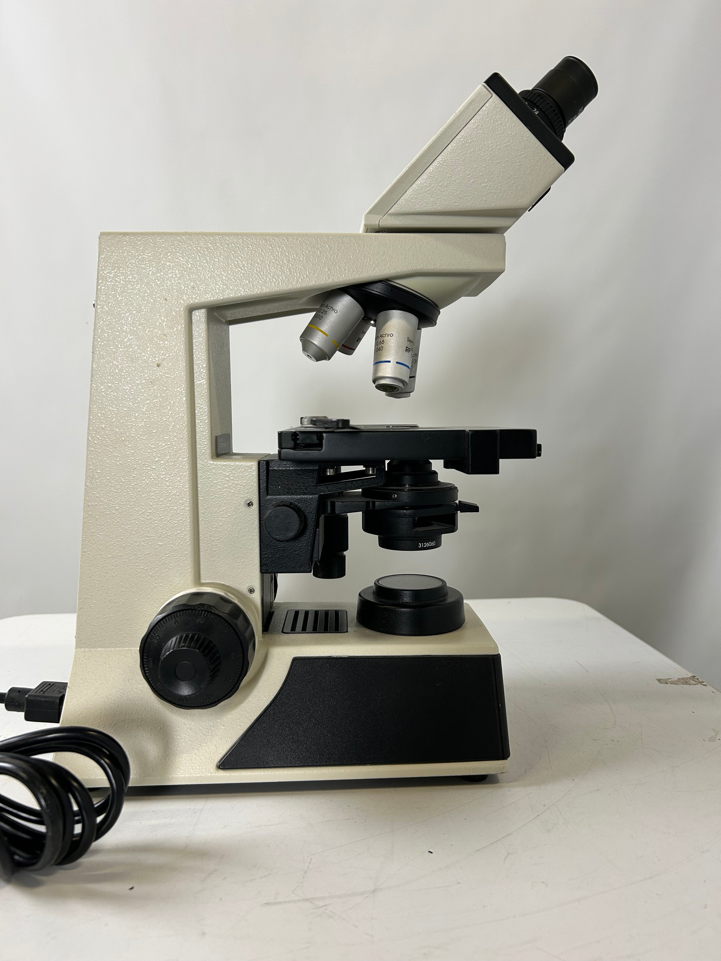 Seiler Microlux III with 4 Objectives