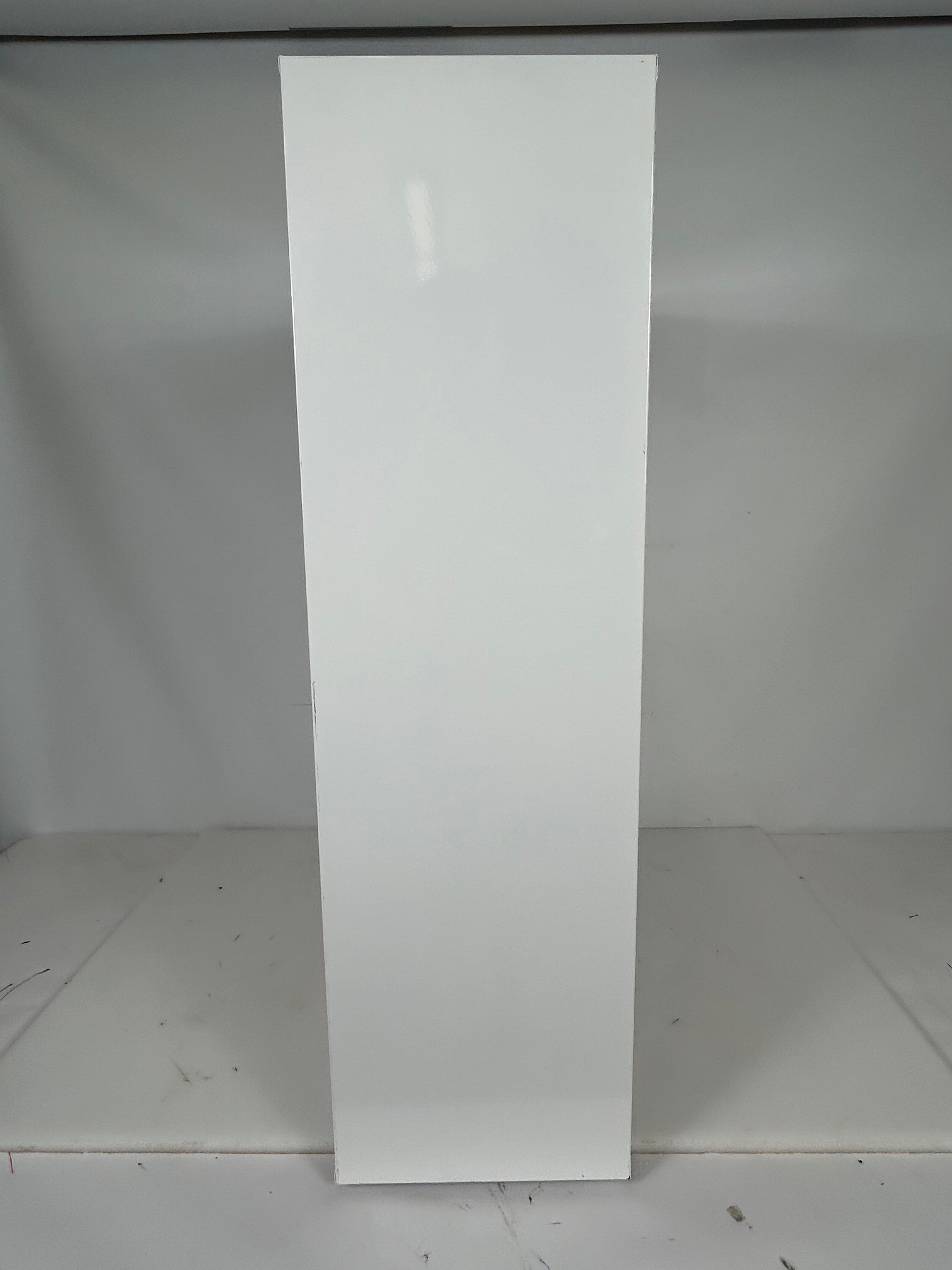 Sellstrom Monitor 2000 Germicidal Cabinet