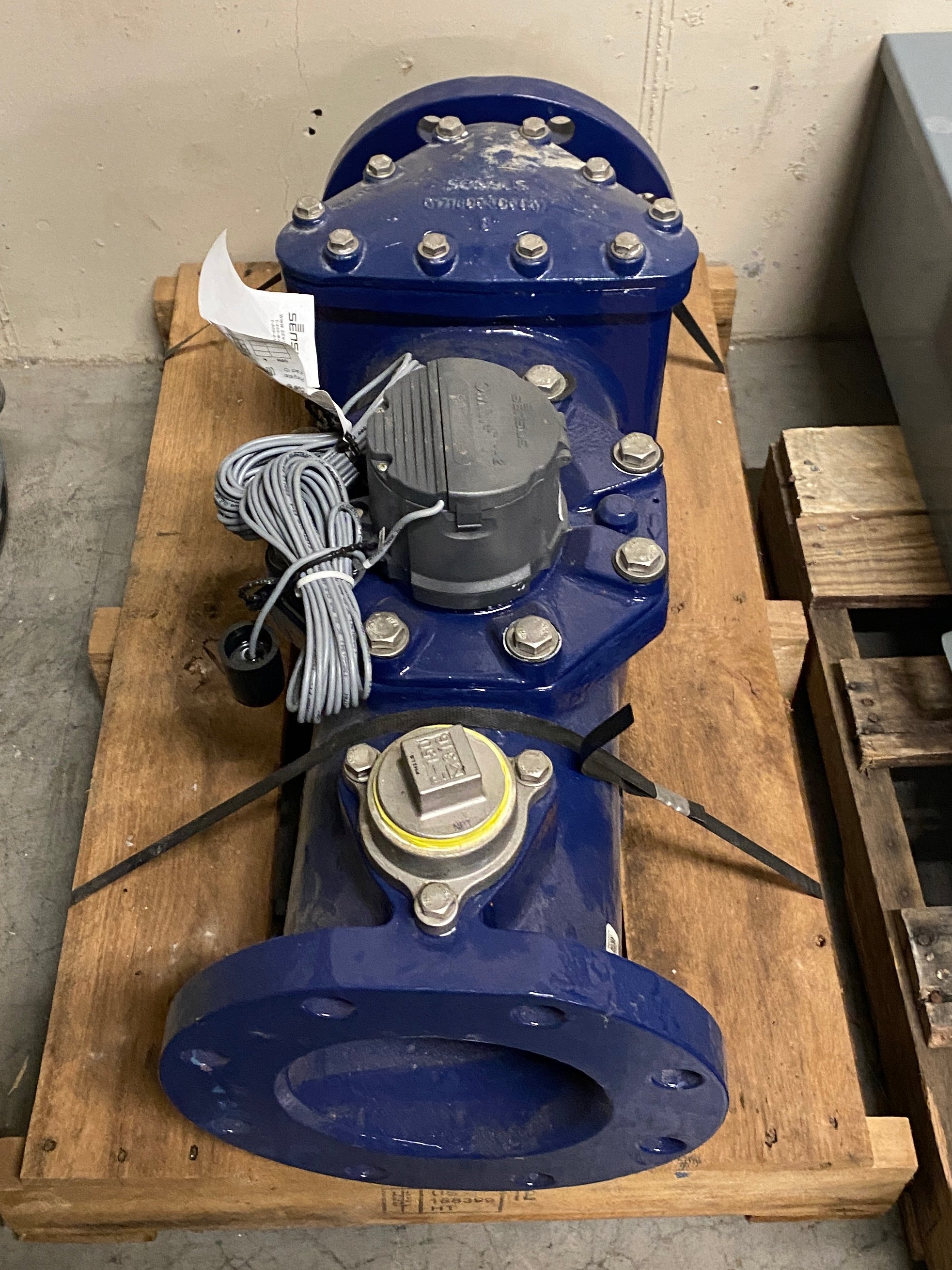 Sensus Blue Metal Water Meter