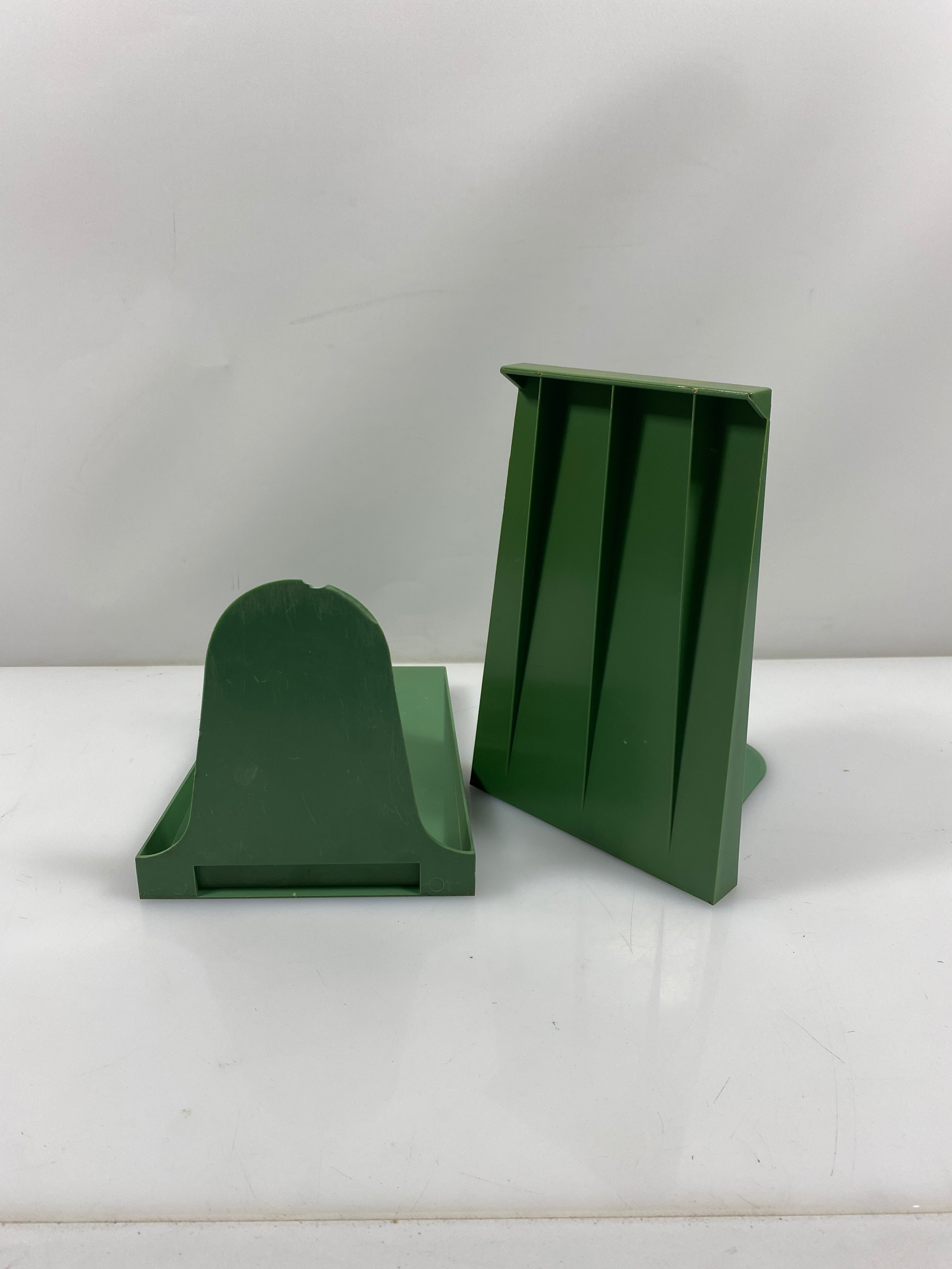 Set of 2 Bro-Dart Vintage Green Plastic Bookends
