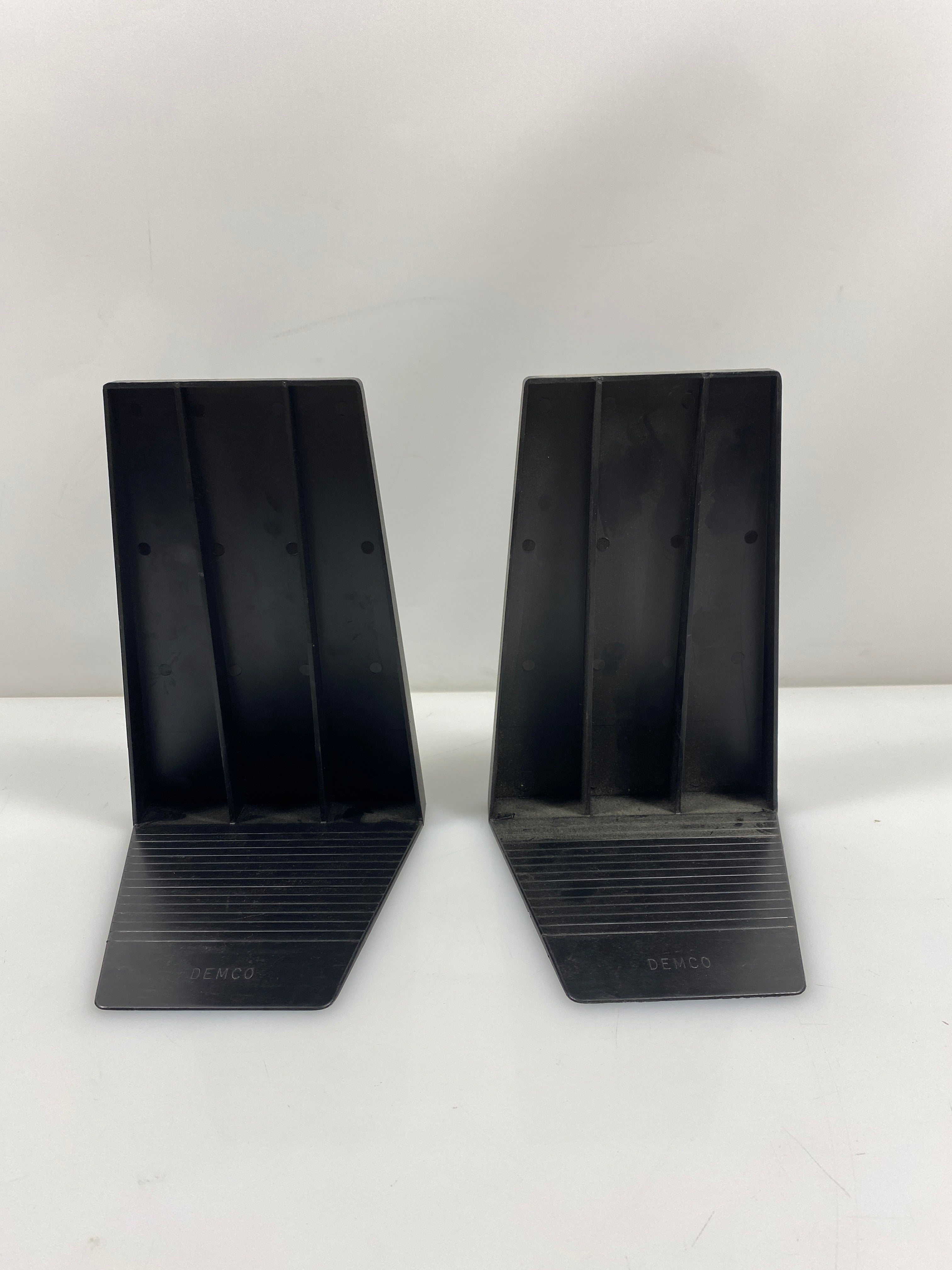 Set of 2 Demco Vintage Black Plastic Bookends