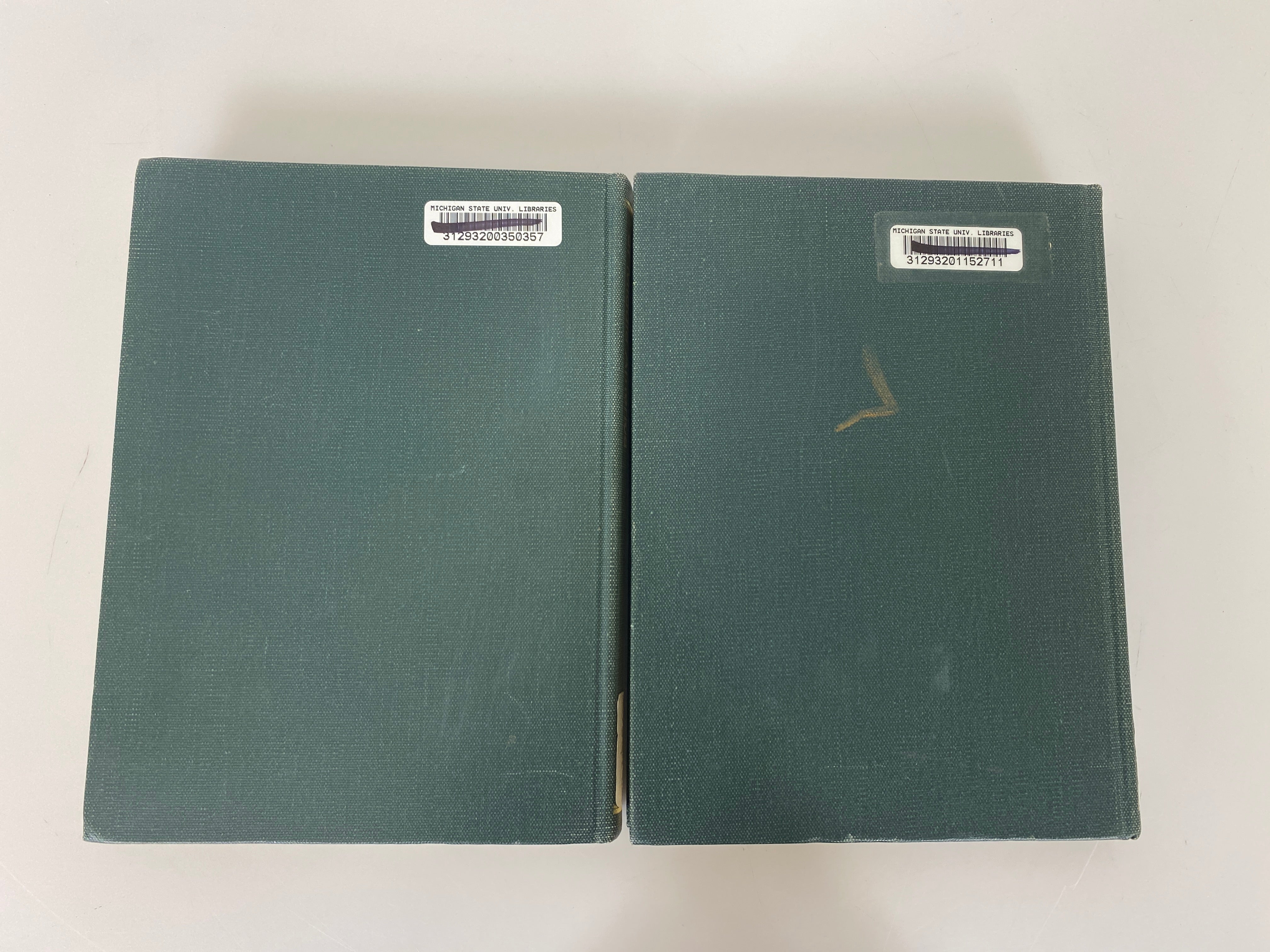 Set of 2: The Hylid Frogs of Middle America Vol 1-2 by Duellman Ex-libra 1970 HC