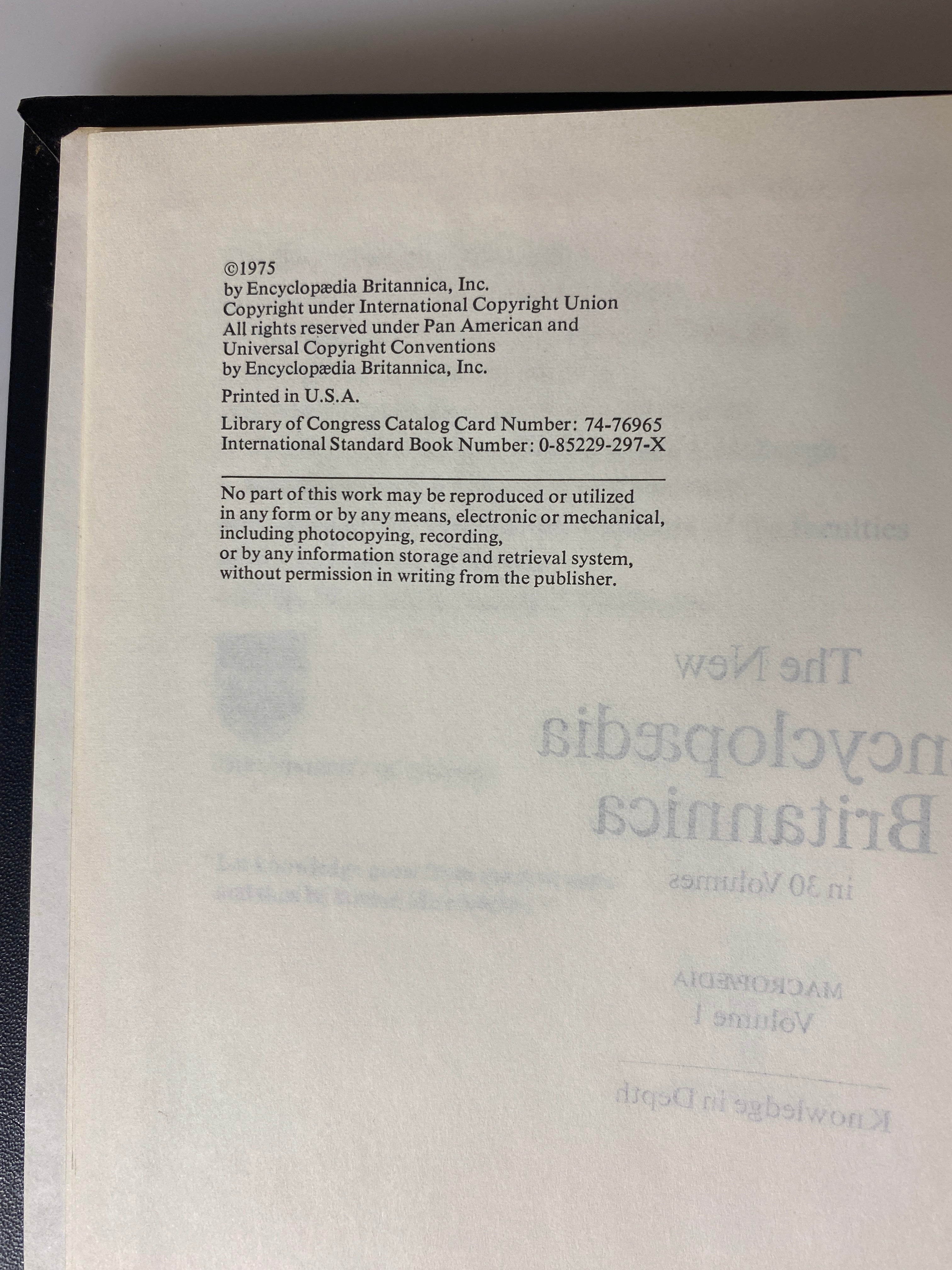 Set of 30 Encyclopedia Britannica Macro/Micropaedia 1975 HC