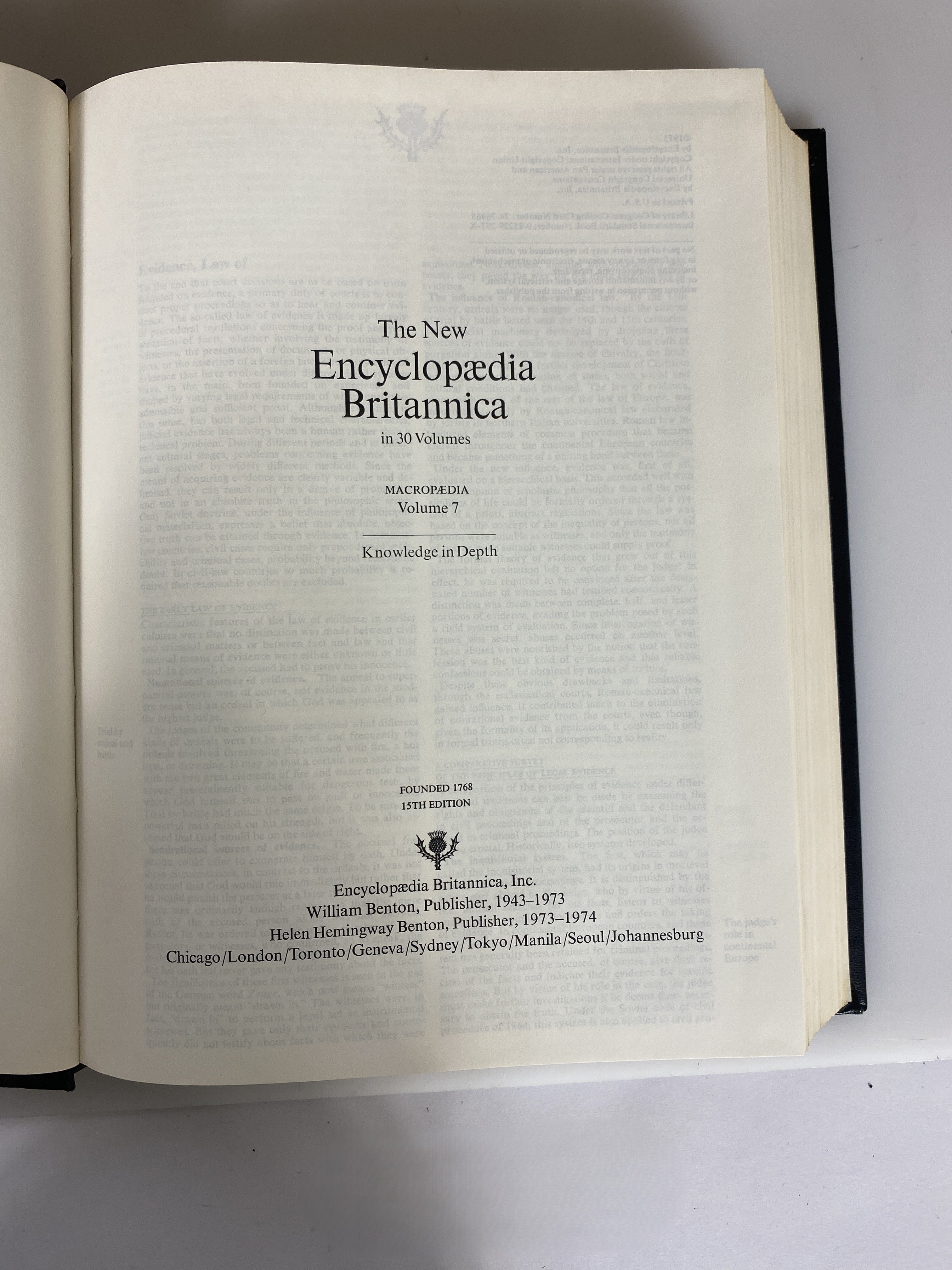 Set of 30 Encyclopedia Britannica Macro/Micropaedia 1975 HC
