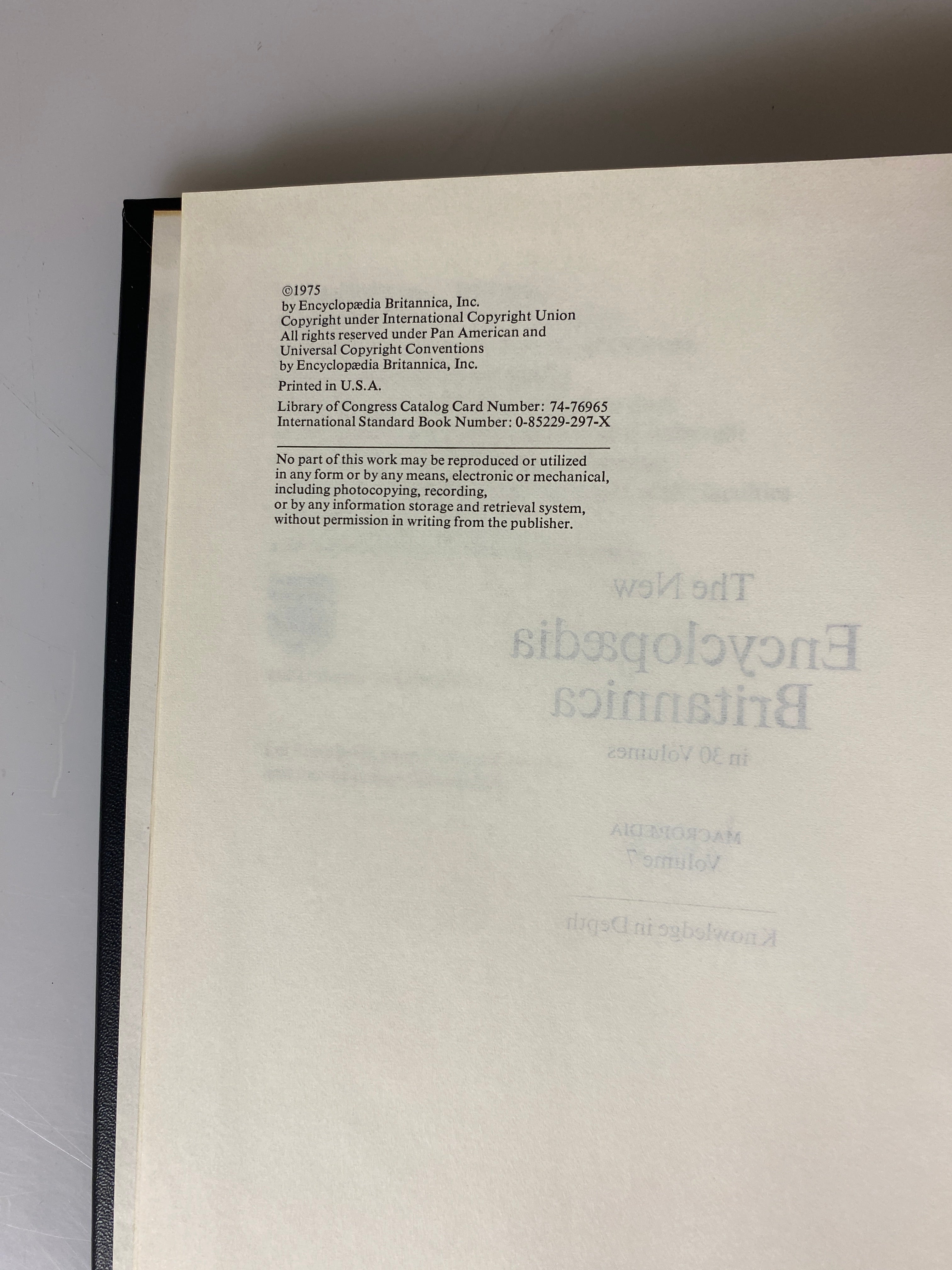 Set of 30 Encyclopedia Britannica Macro/Micropaedia 1975 HC