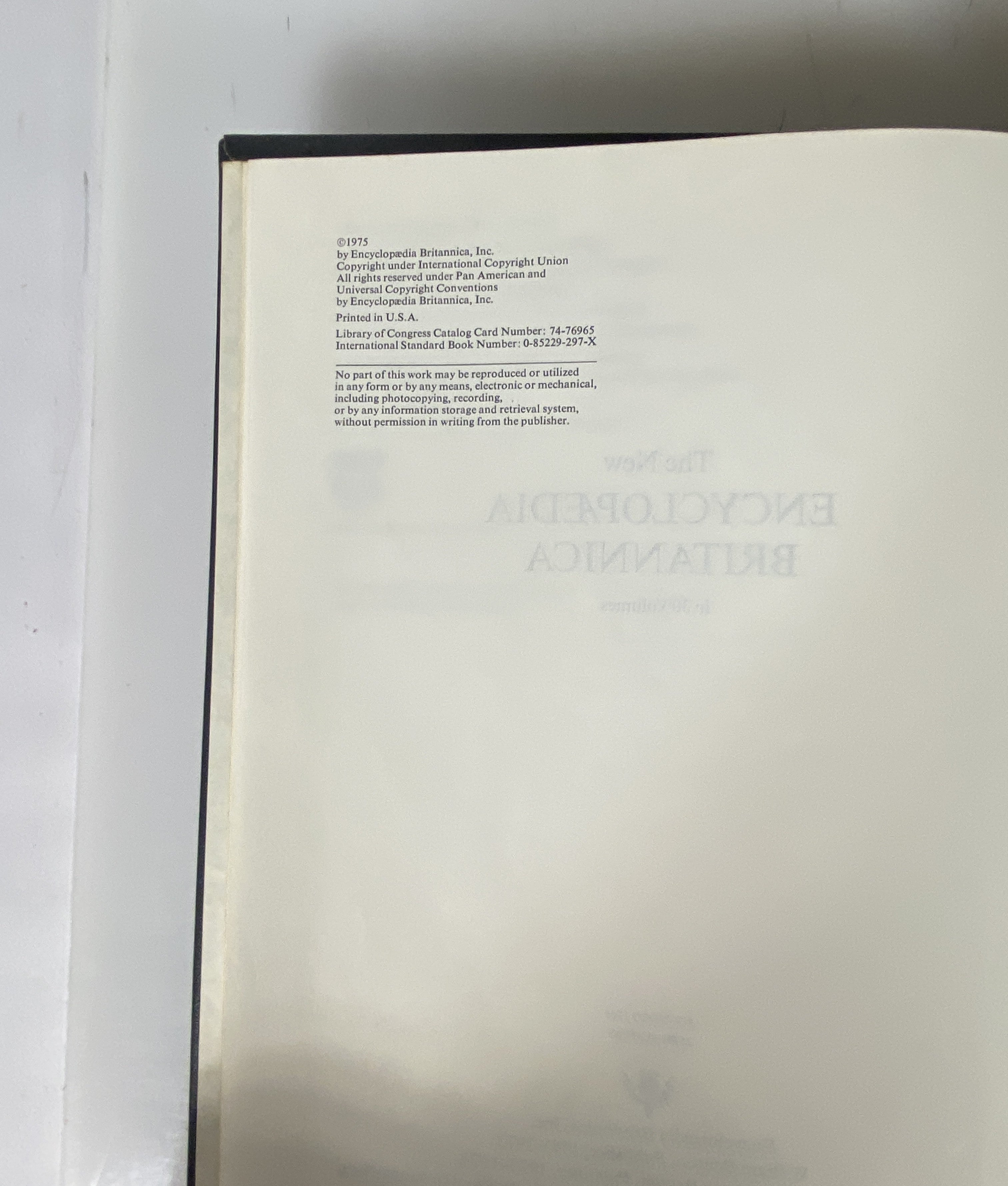 Set of 30 Encyclopedia Britannica Macro/Micropaedia 1975 HC