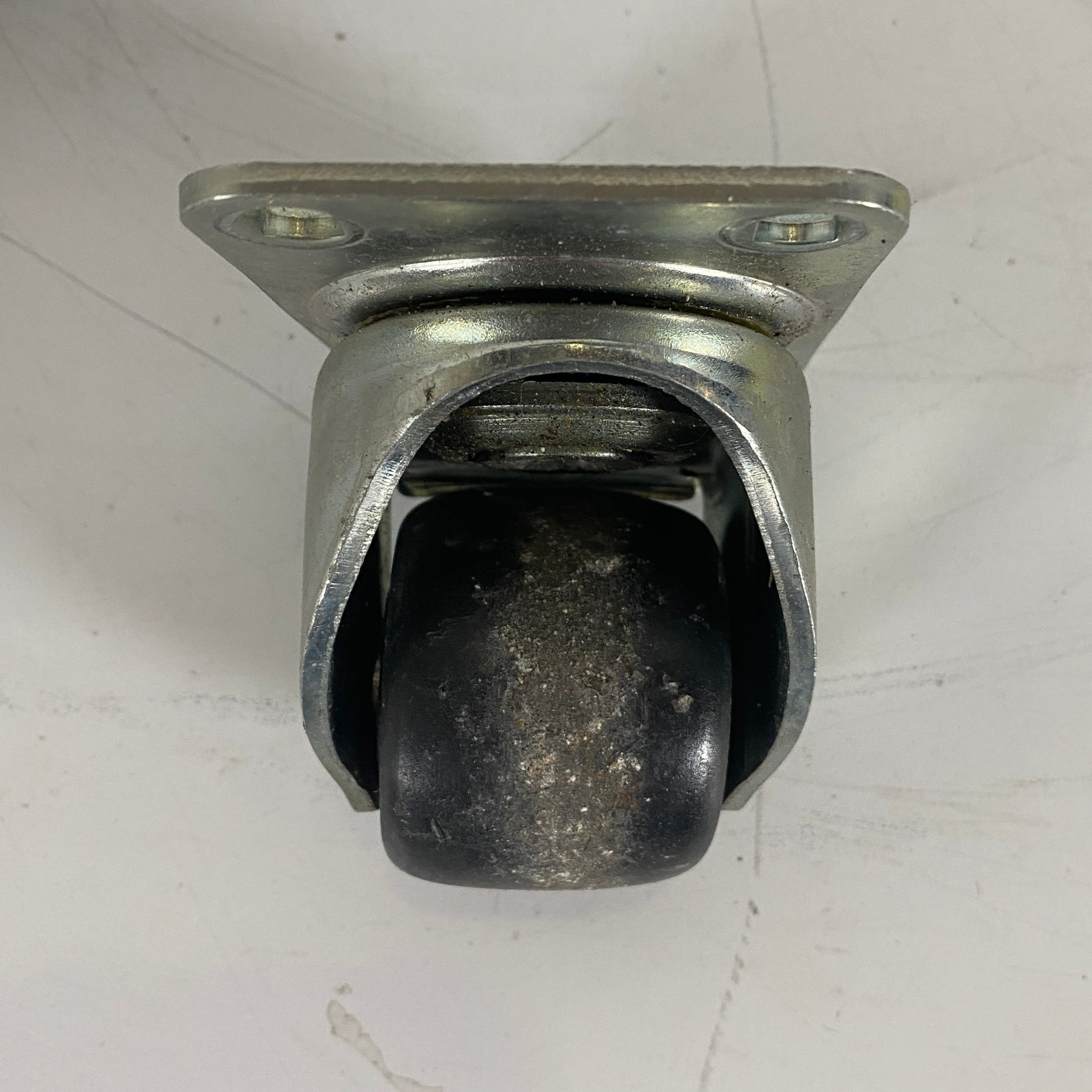 Set of 4 Non Locking Silver Casters