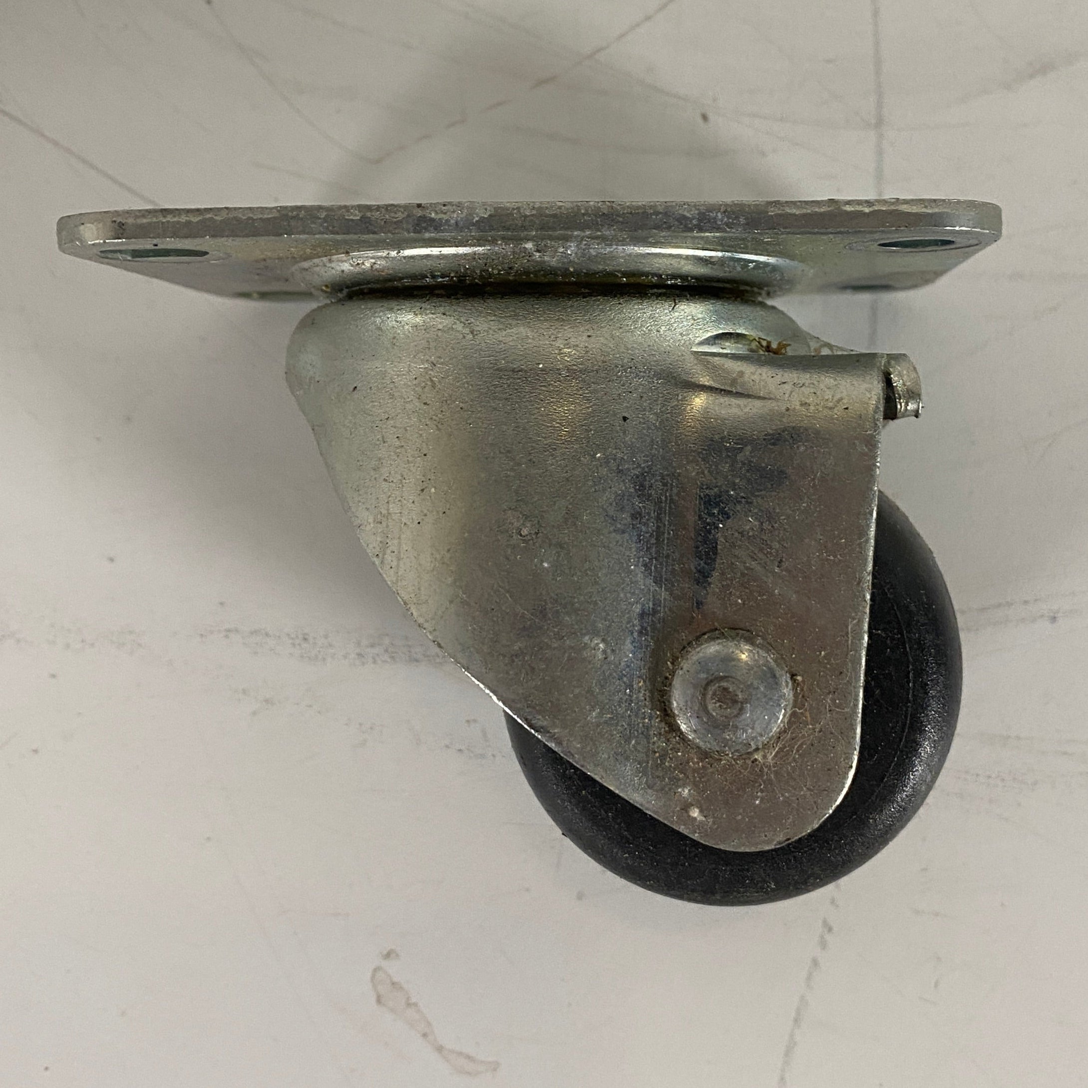 Set of 4 Non Locking Silver Casters