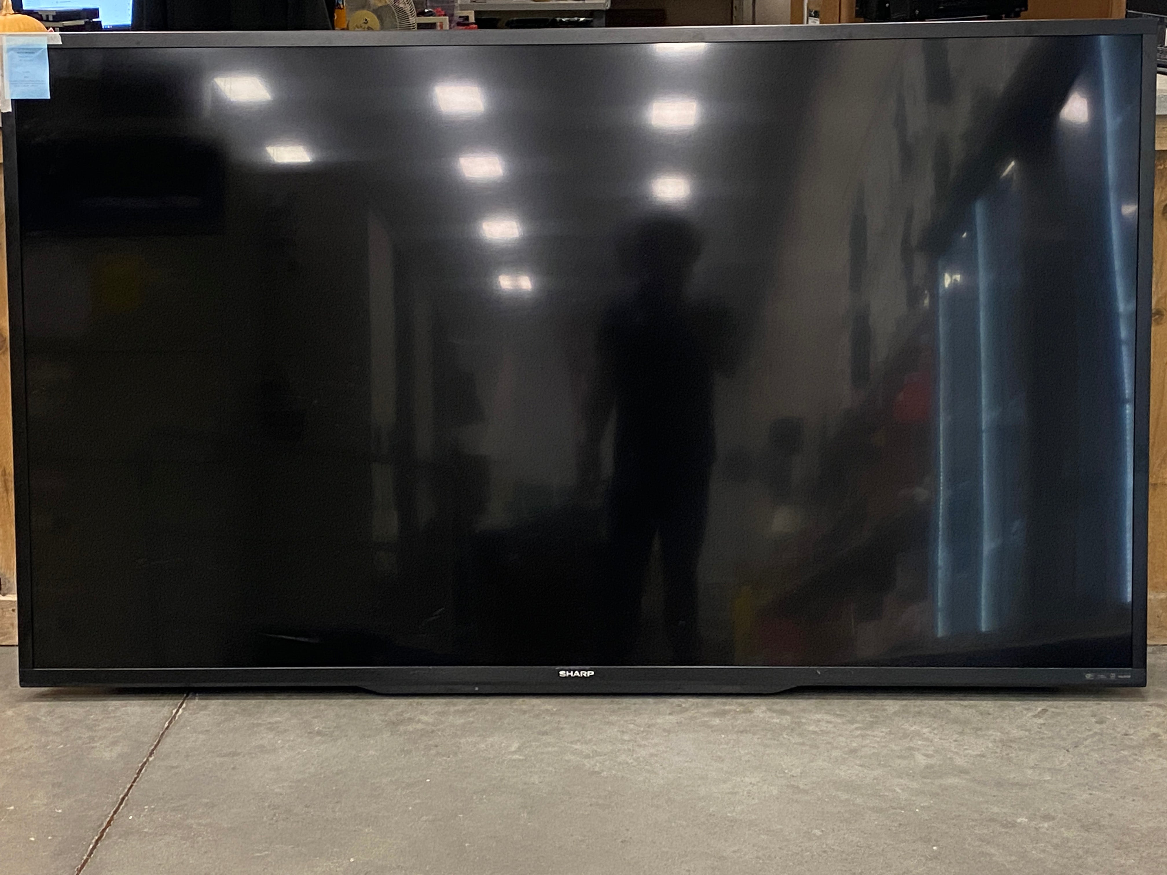 Sharp Aquos PN-LE901 90" LCD TV #2