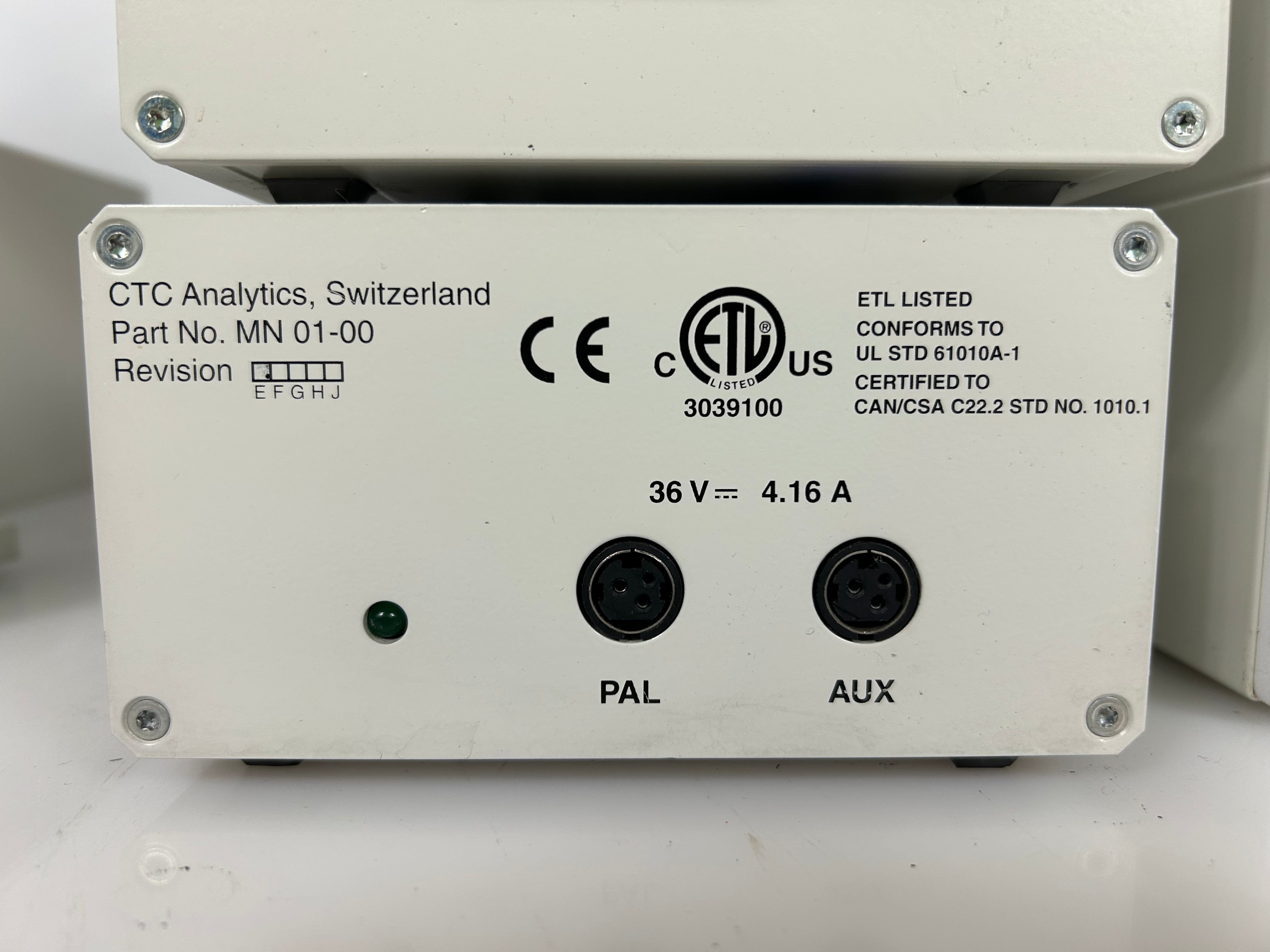Shimadzu SIL 5000 Auto Injector/Autosampler *Parts* *Untested*
