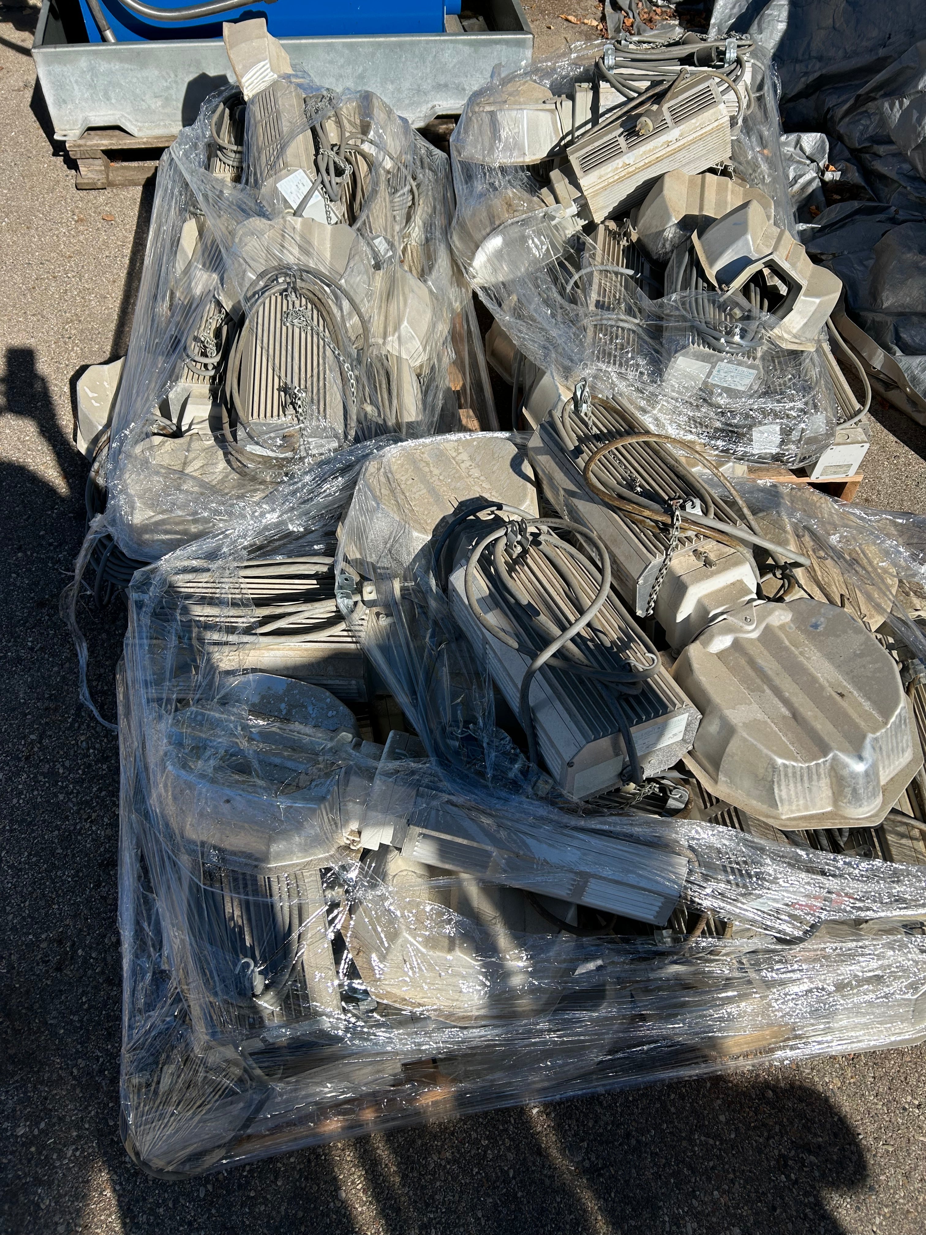 shopify auction