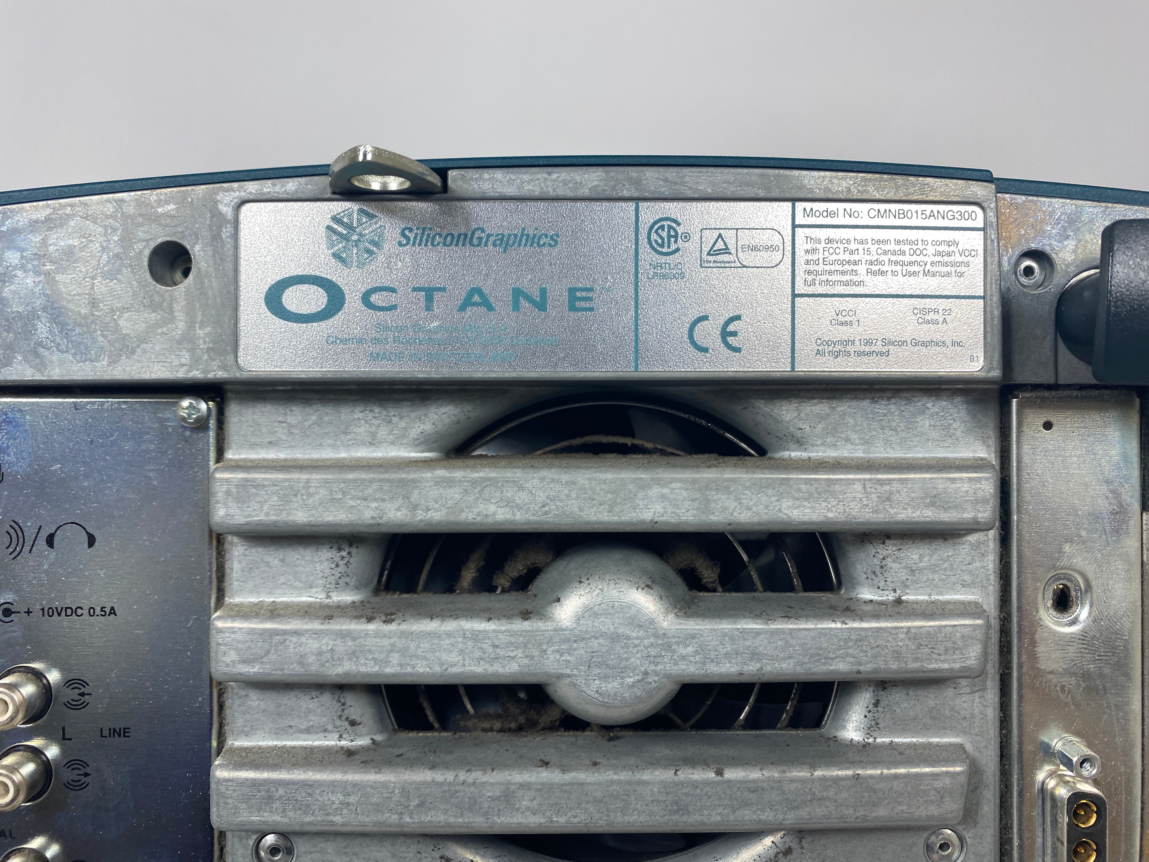 Silicon Graphics SGI Octane Desktop CMNB015ANG300 with Peripherals