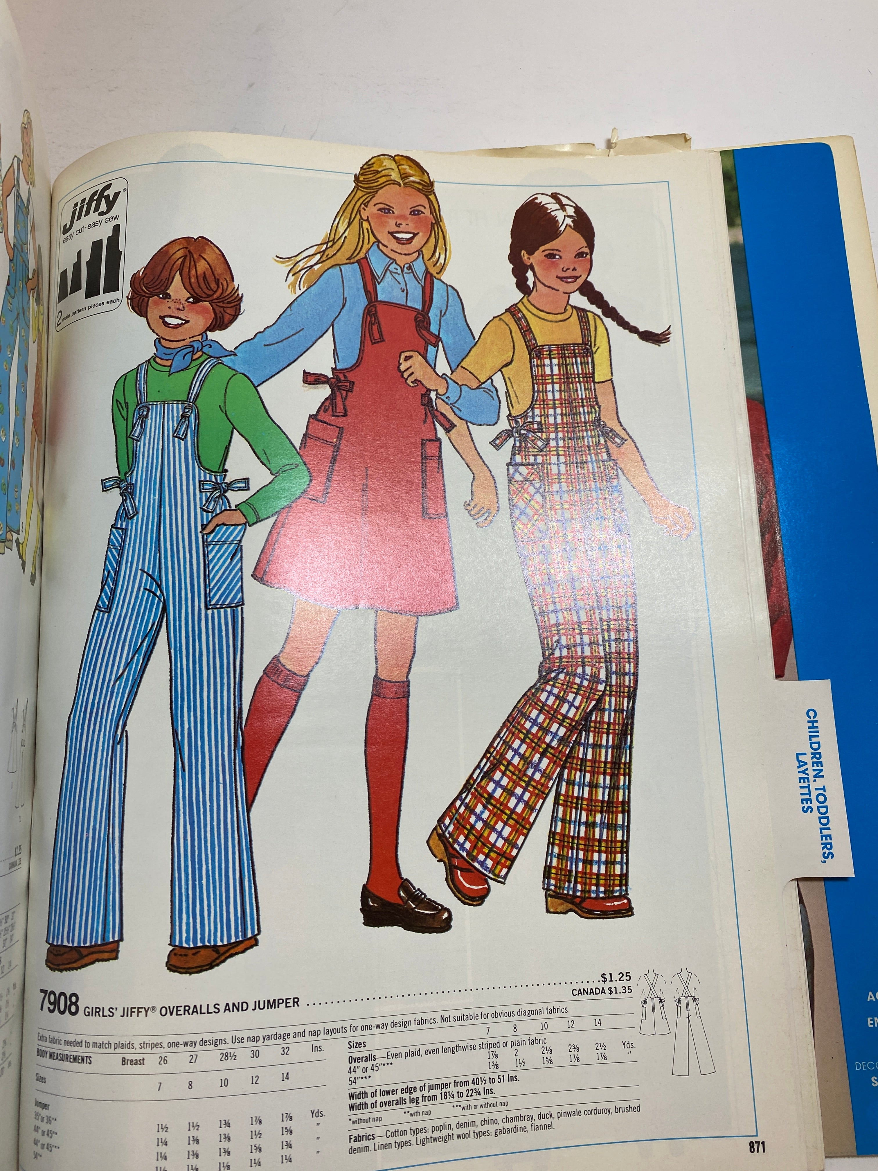 Simplicity March 1977 Counter Catalog Book