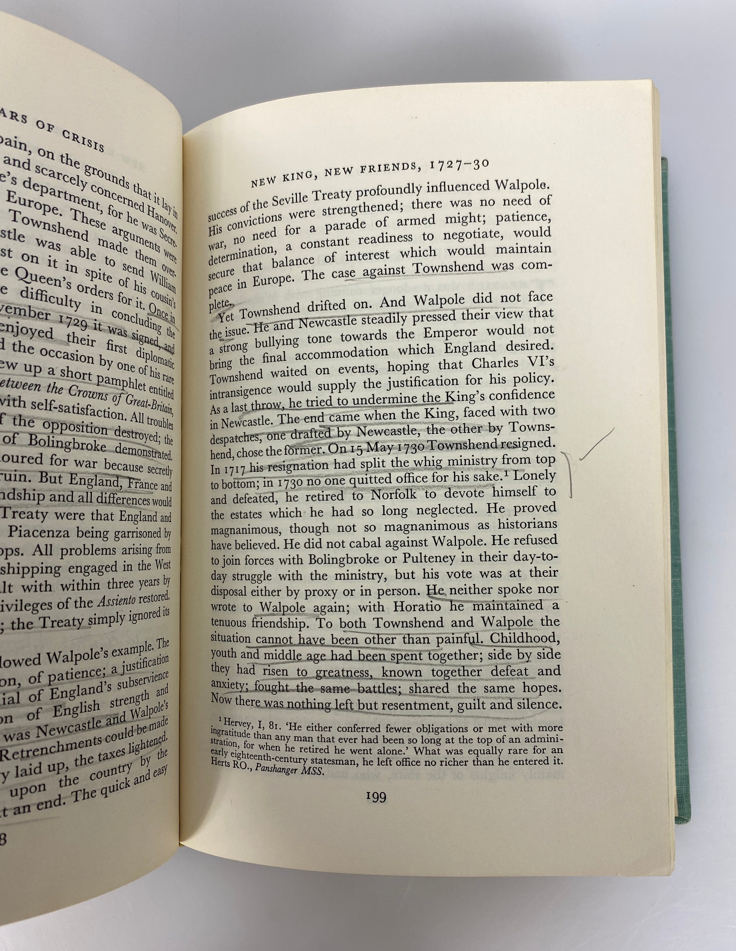 Sir Robert Walpole The King's Minister by J.H. Plumb 1961 1st Ed Ex-Library HC