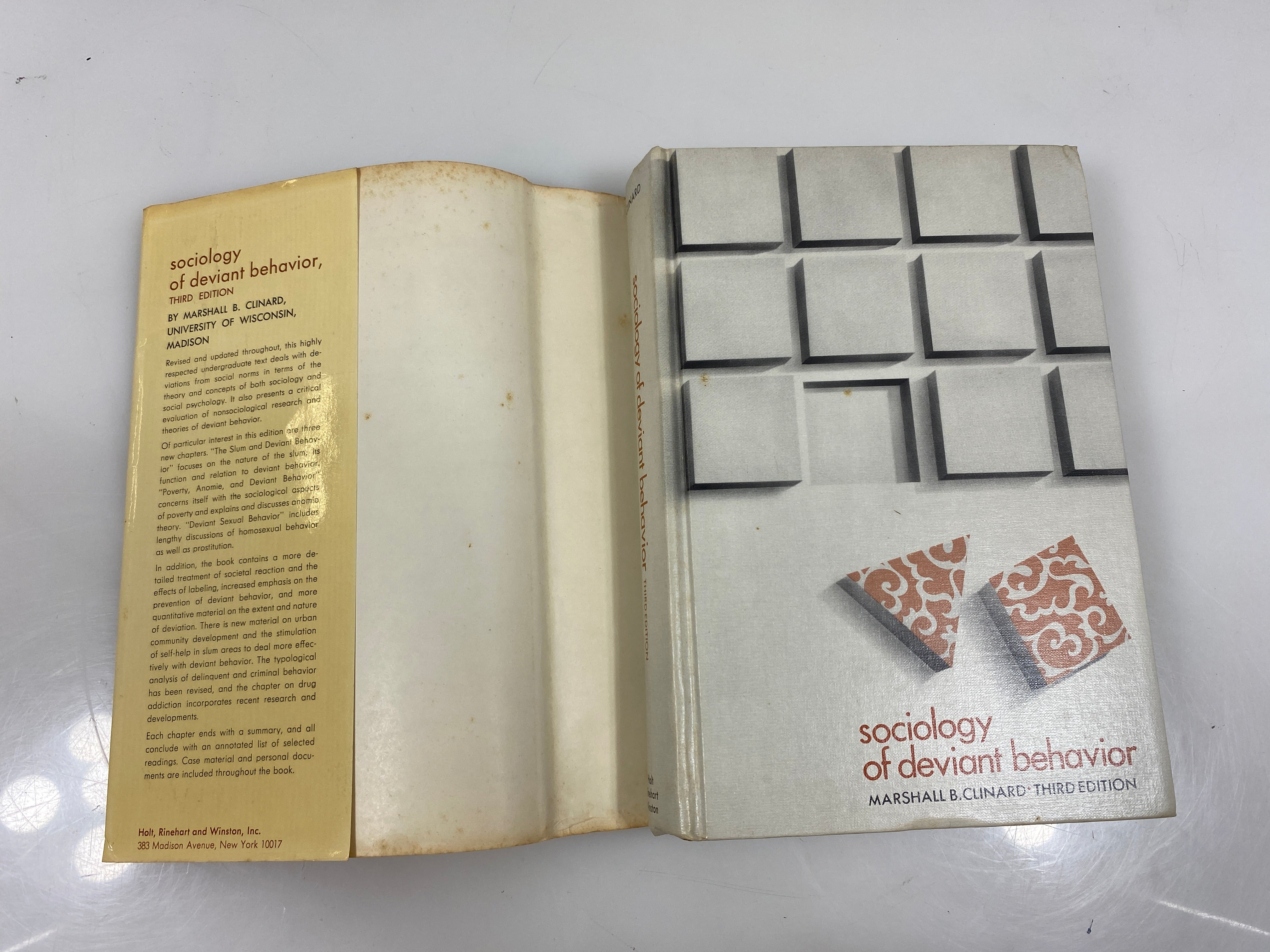 Sociology of Deviant Behavior 3rd Ed. Clinard 1968 HCDJ