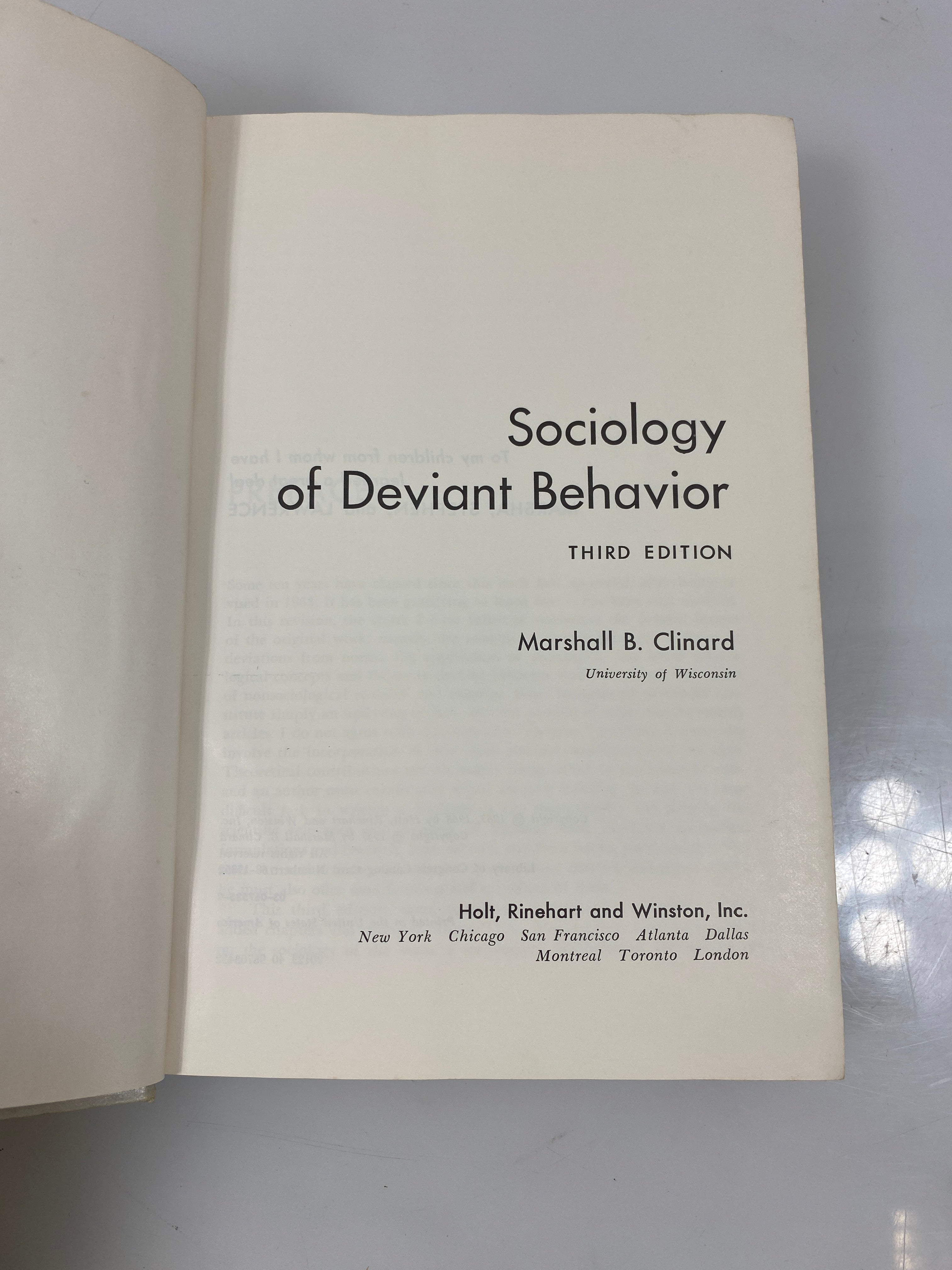 Sociology of Deviant Behavior 3rd Ed. Clinard 1968 HCDJ