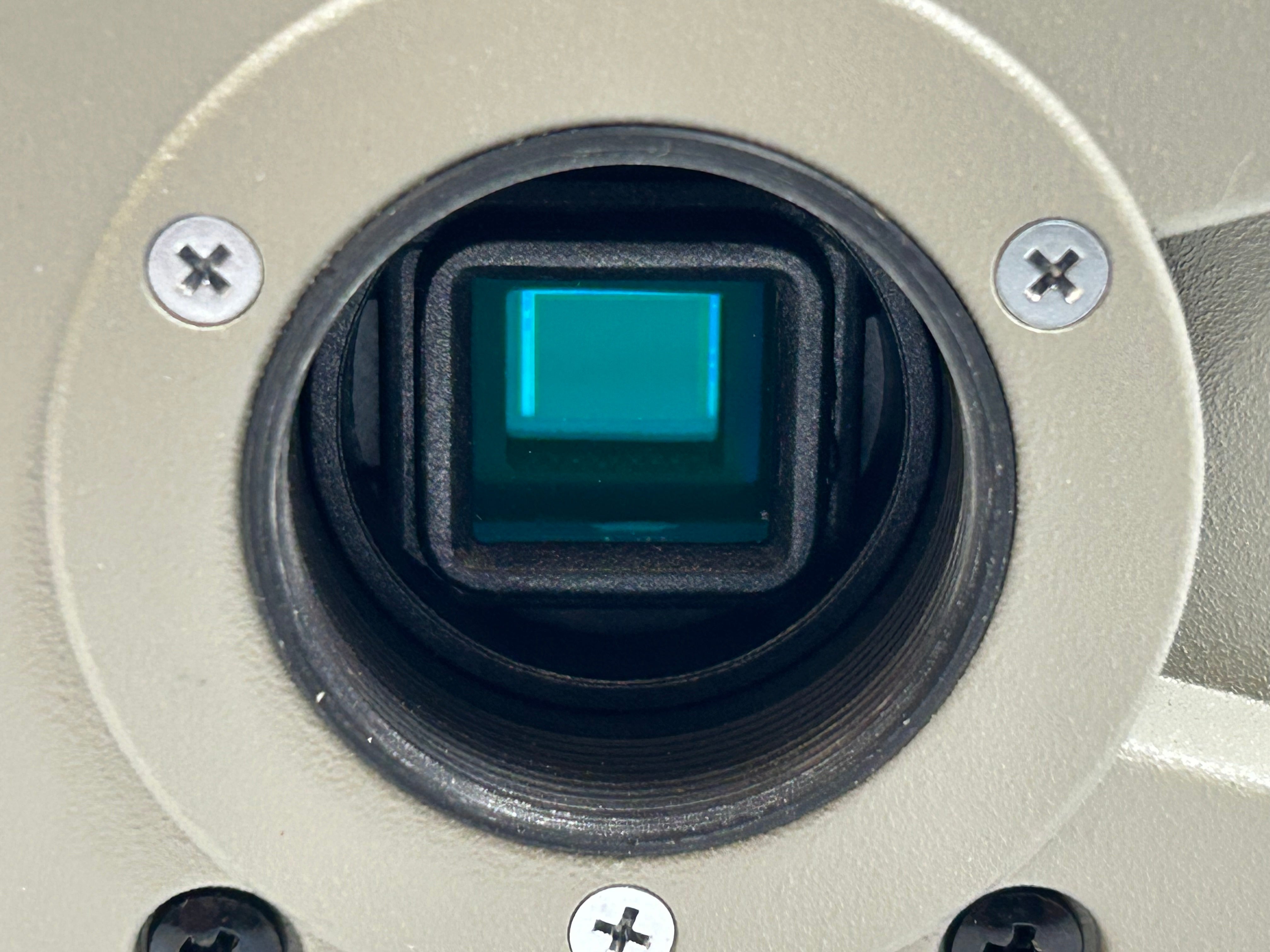 Sony CCD-IRIS Color Video Camera