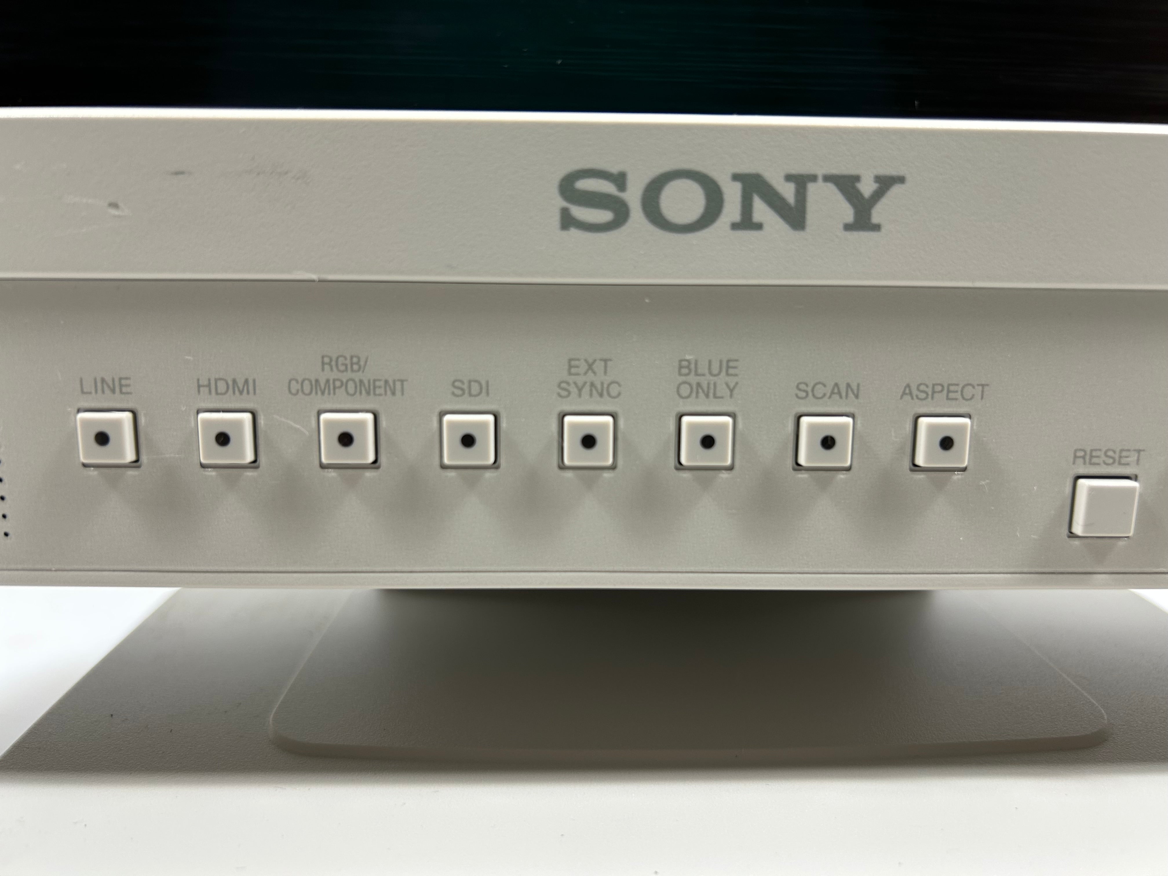 Sony LMD-1530MD 15 Inch Medical Grade LCD Monitor *Untested*