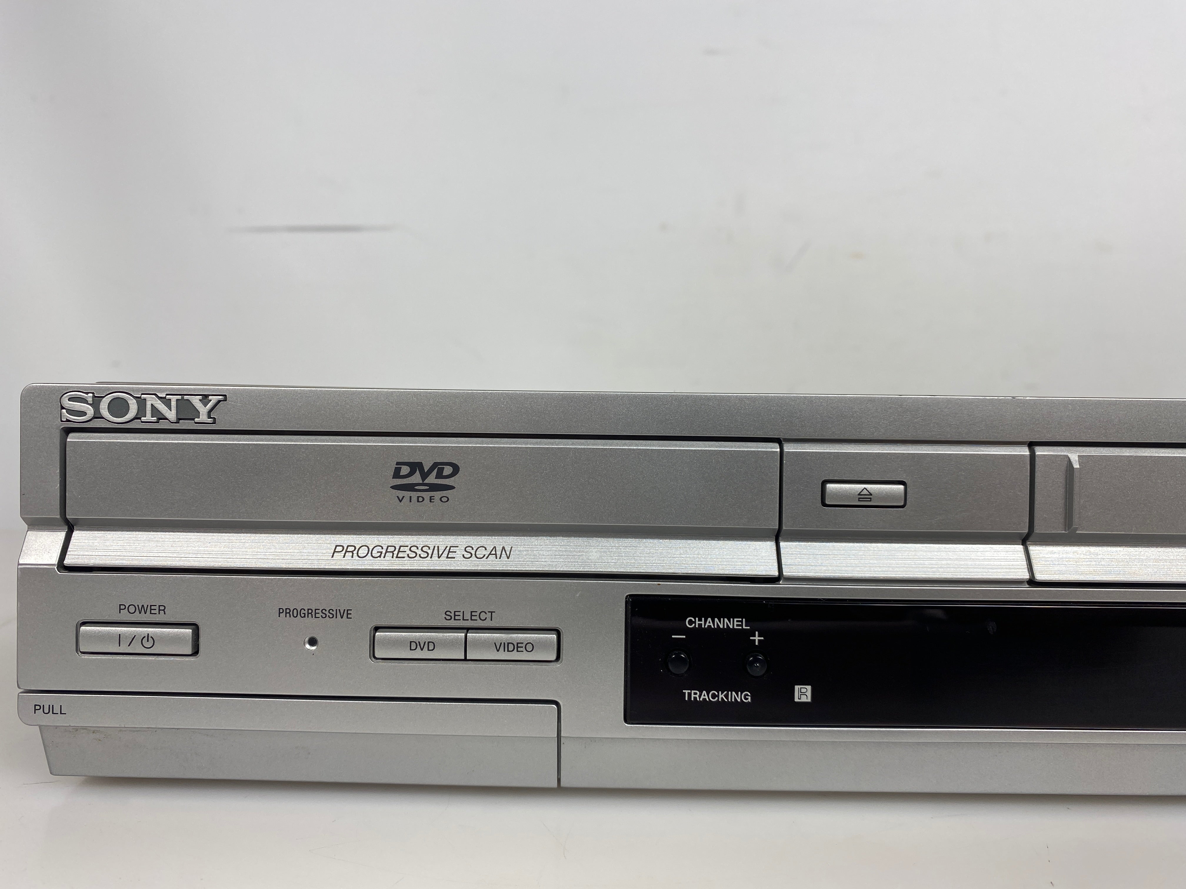 Sony SLV-D350P DVD / VCR Combo