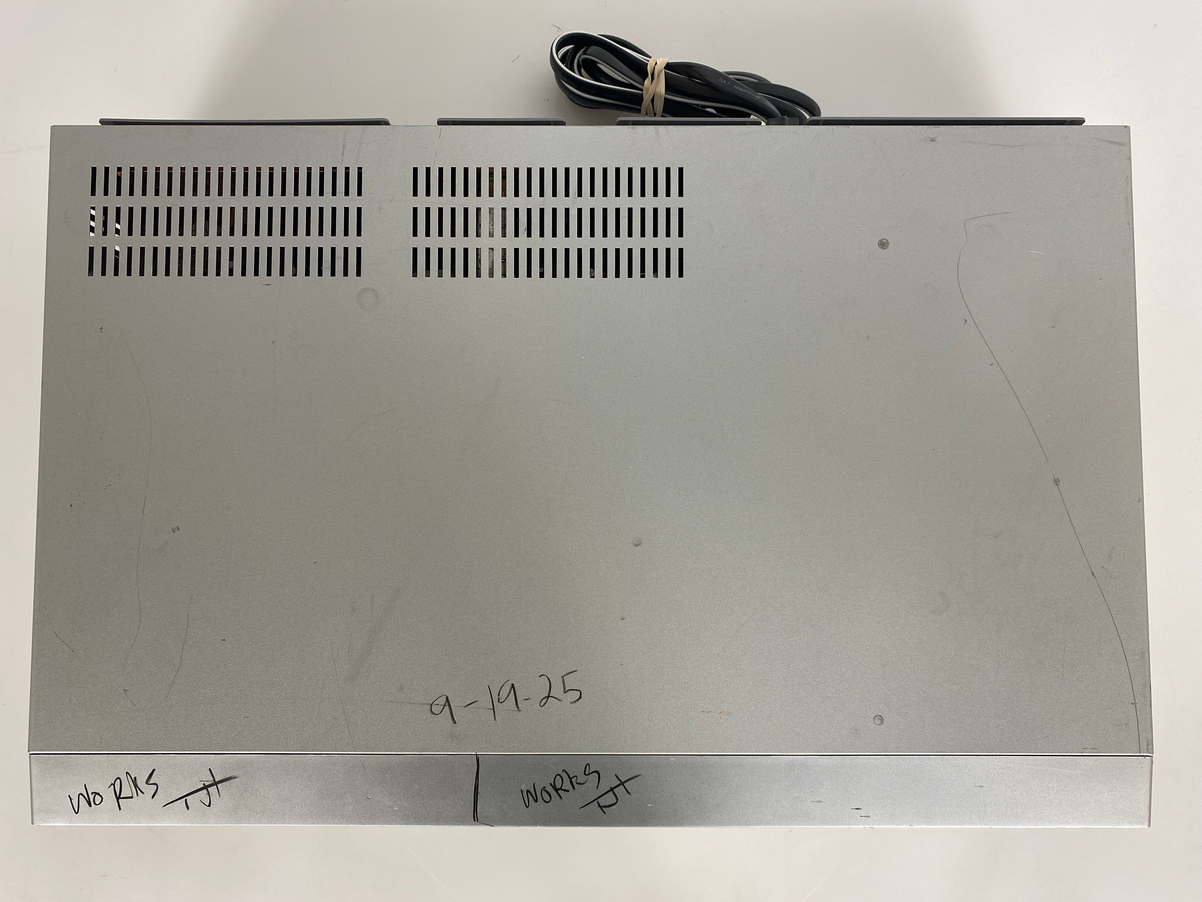 Sony SLV-D350P DVD / VCR Combo