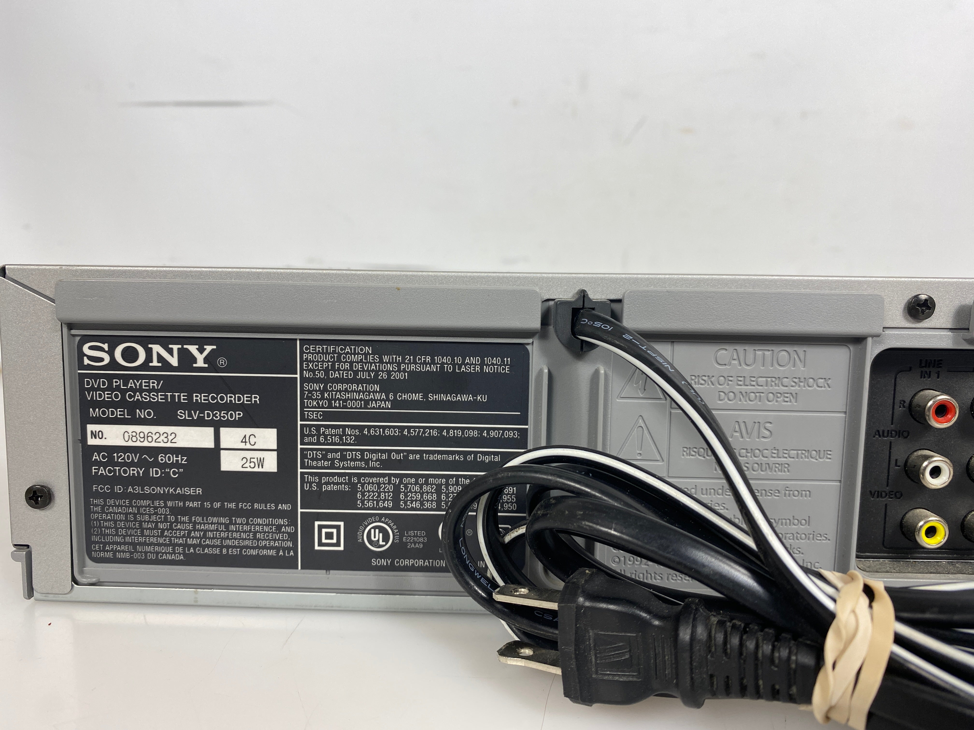 Sony SLV-D350P DVD / VCR Combo