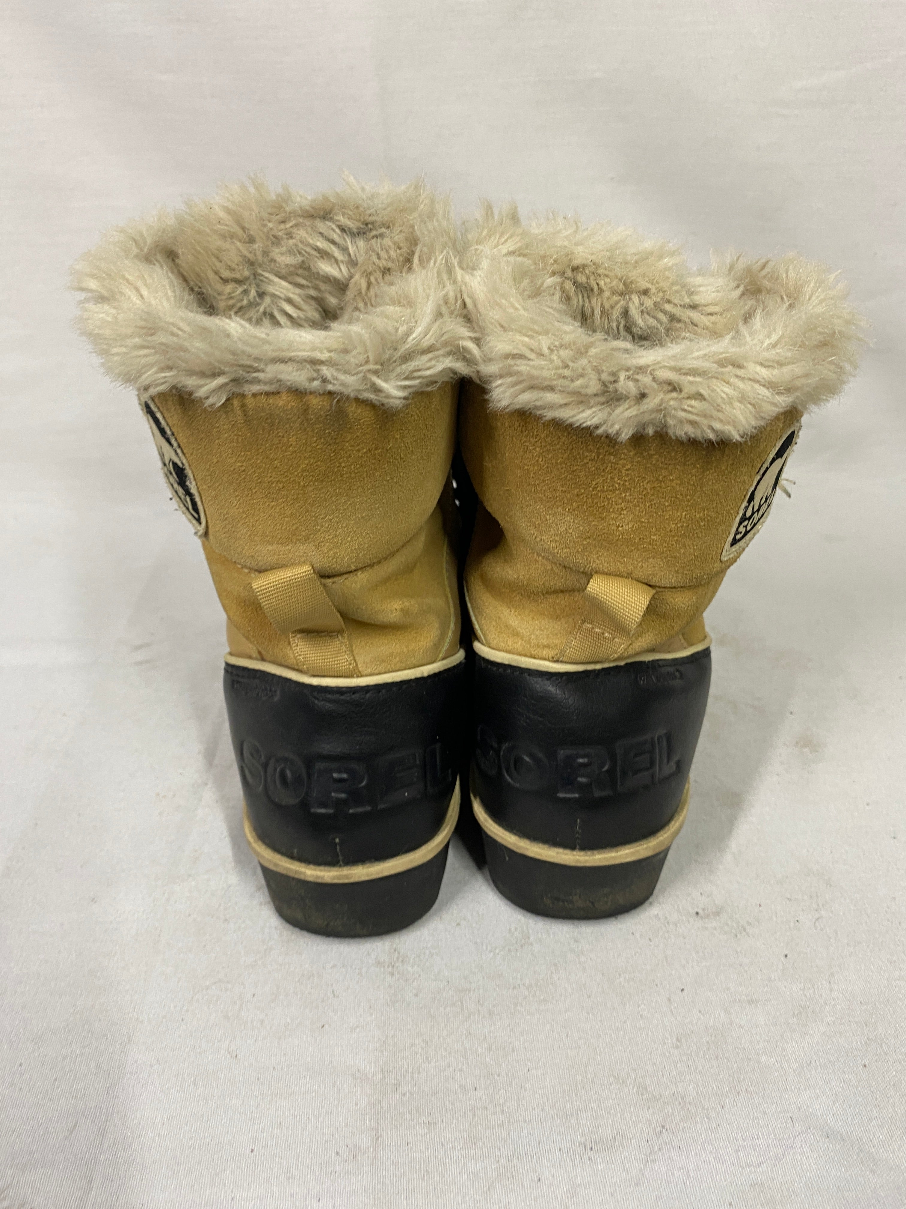 Sorel Tivoli II Winter Boots Beige Suede w/ Fur Lining Women's Size 7.5