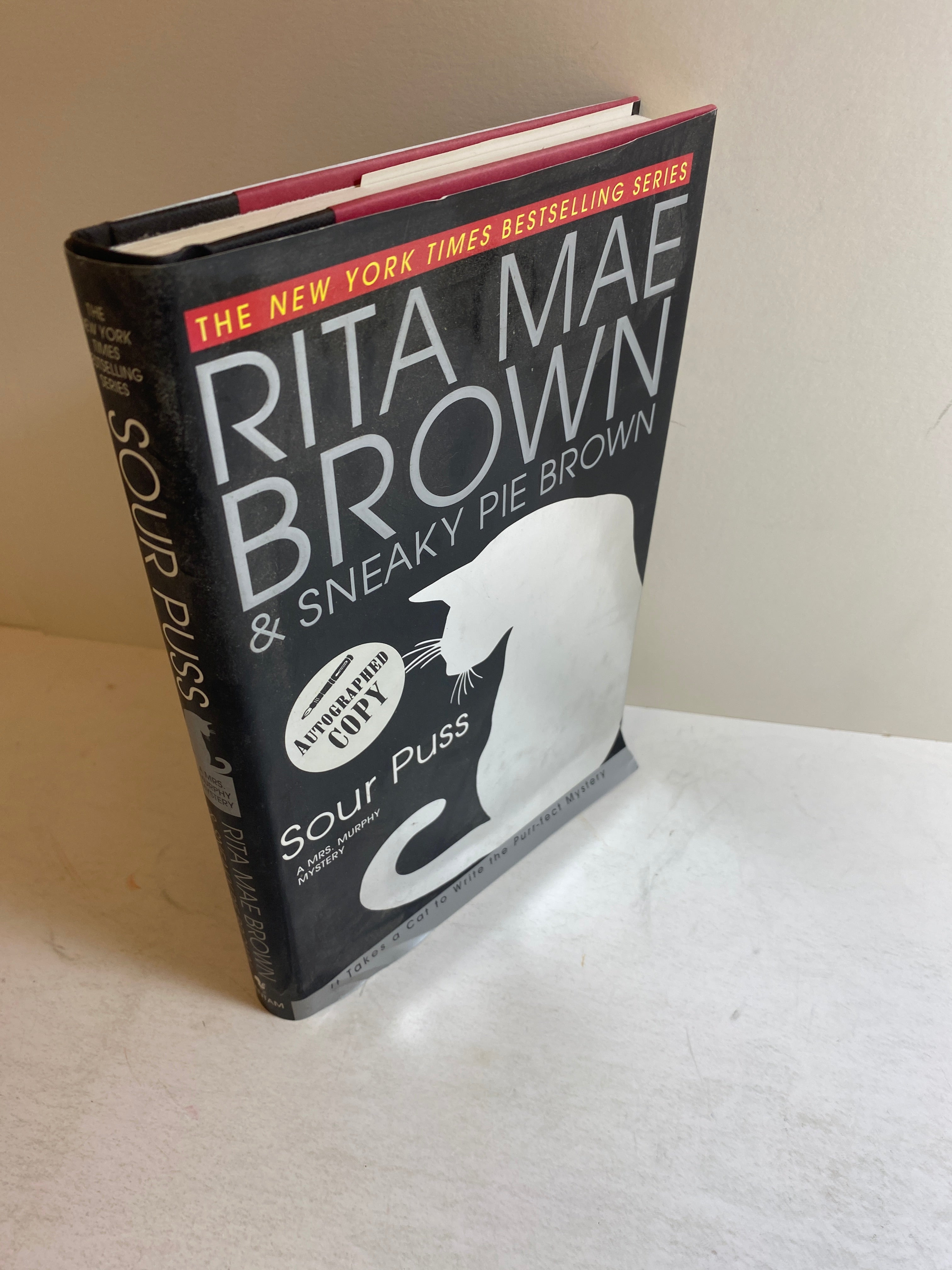 Sour Puss Rita Mae Brown HCDJ 2006 *Signed*