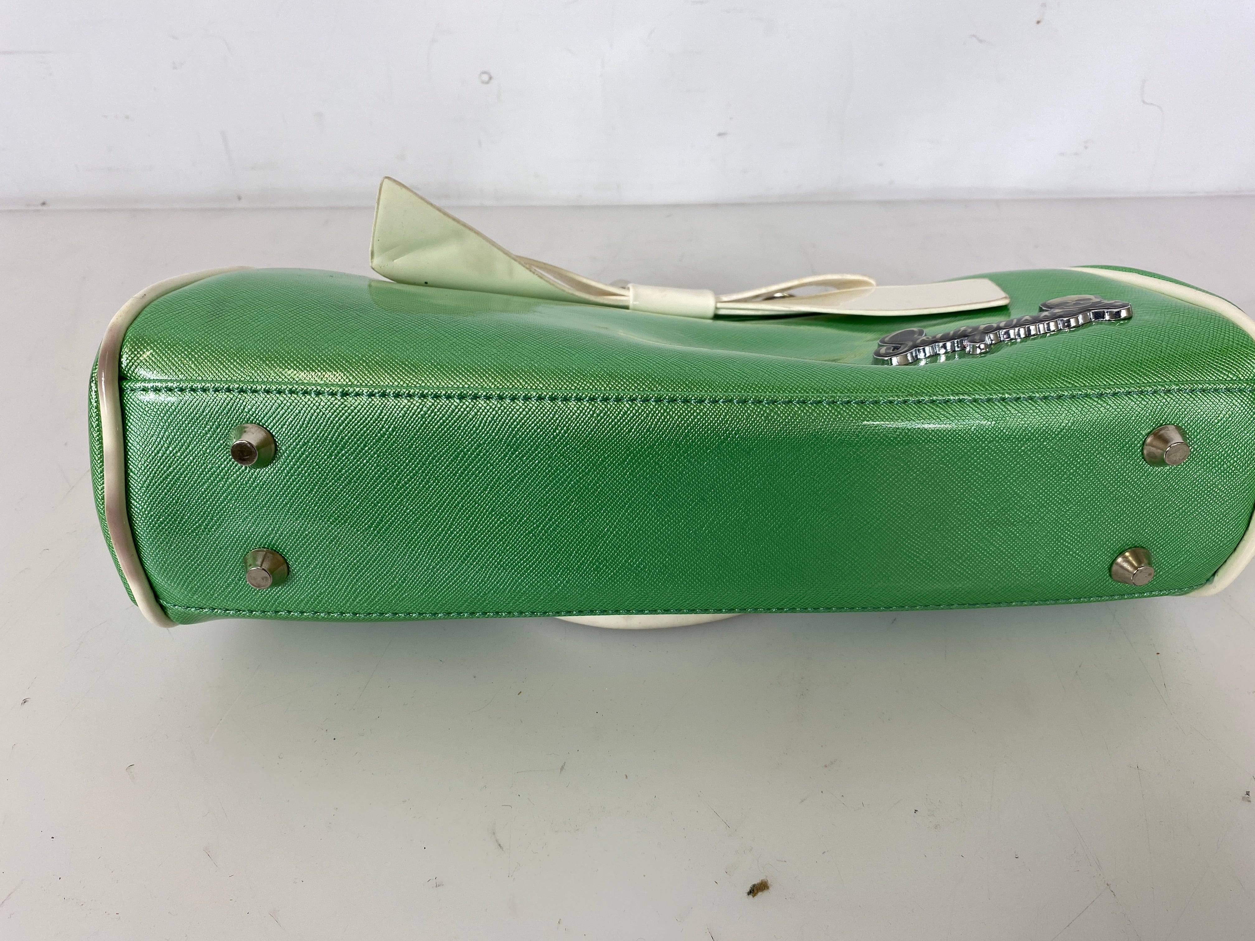 Sourpuss Kiss Lock Floozy Purse