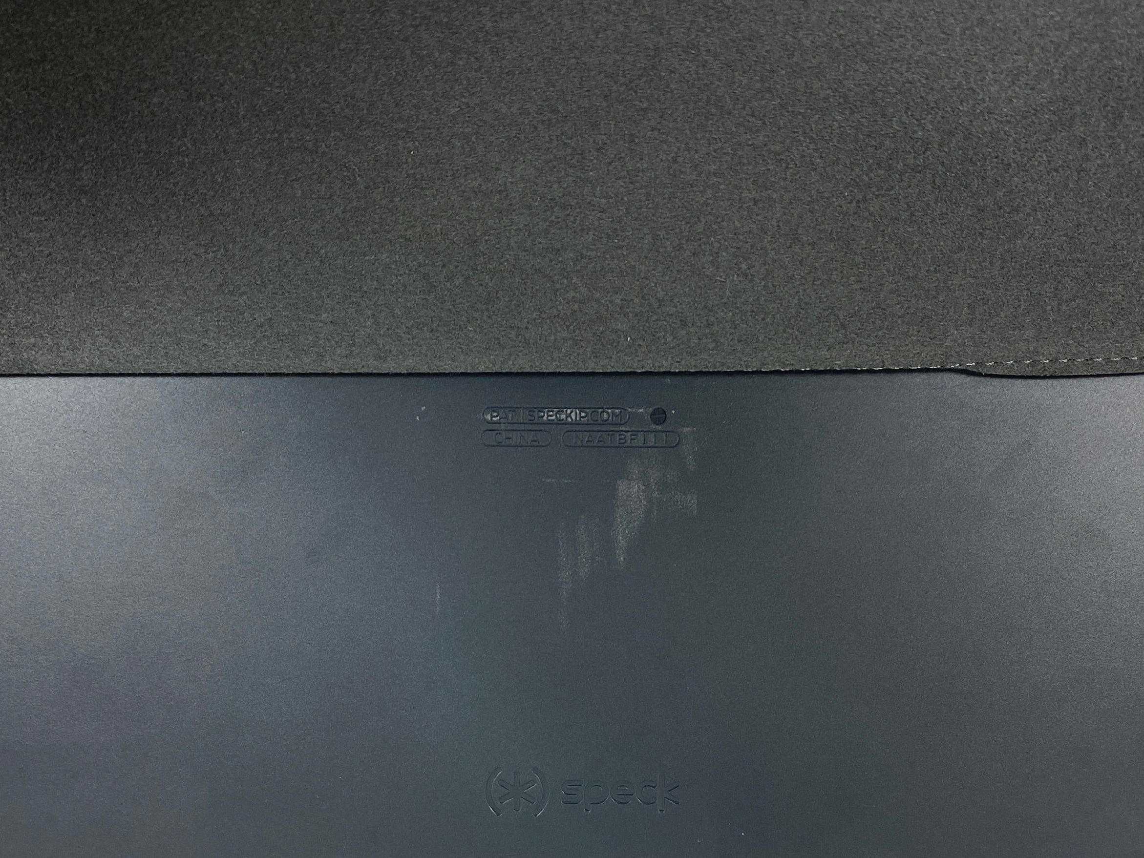 Speck Balance Folio Ipad Case