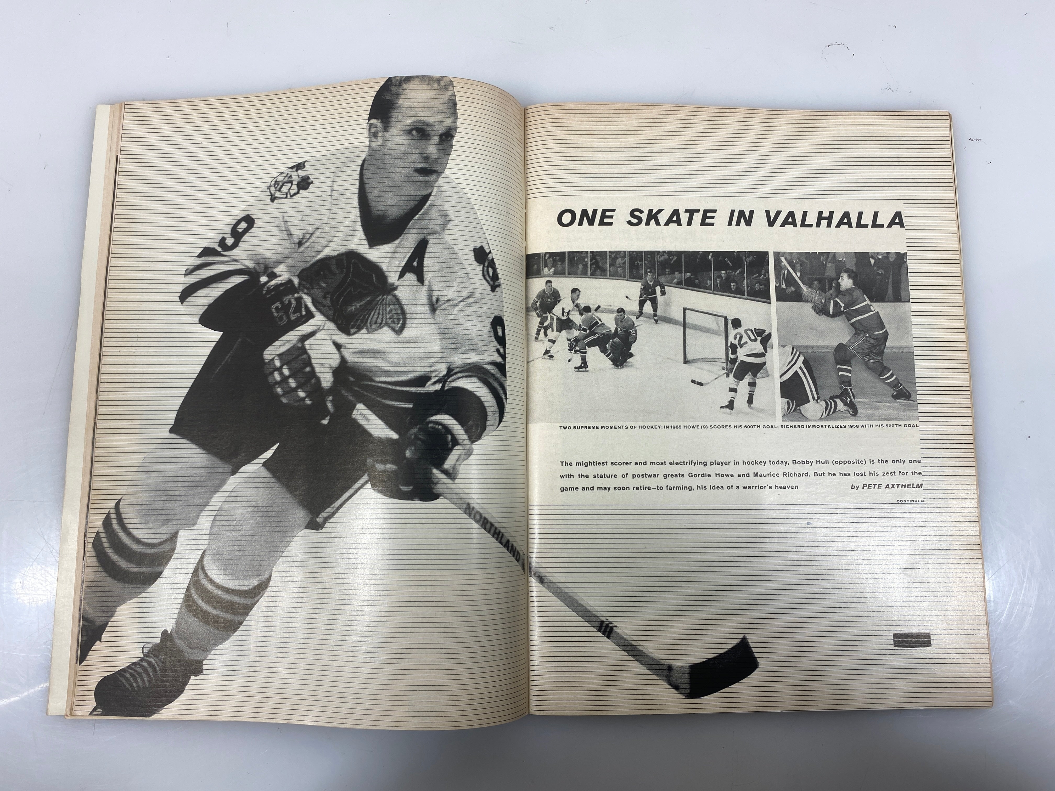 Sports Illustrated April 12 1968 Hockey Immortals Bobby Hull of Chicago