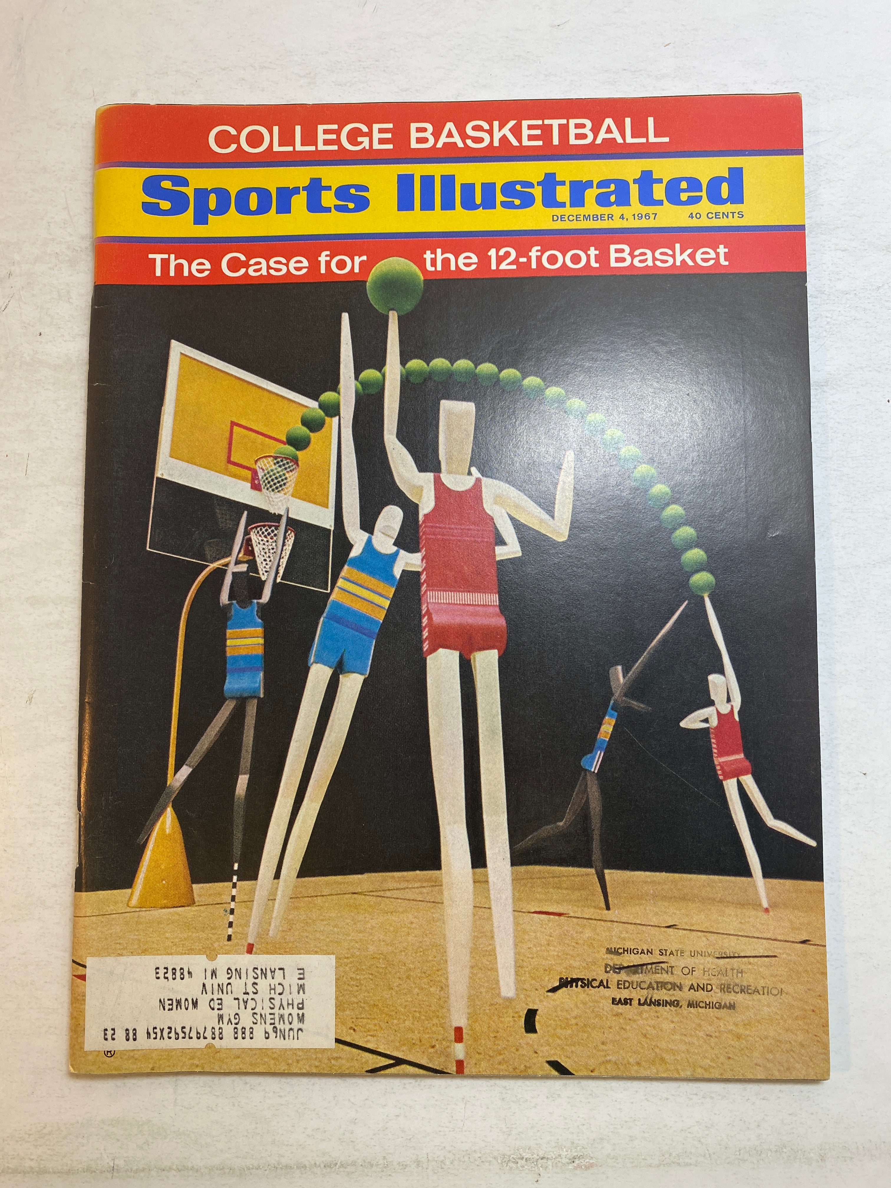 Sports Illustrated December 4 1967 Case for the 12 Foot Basket