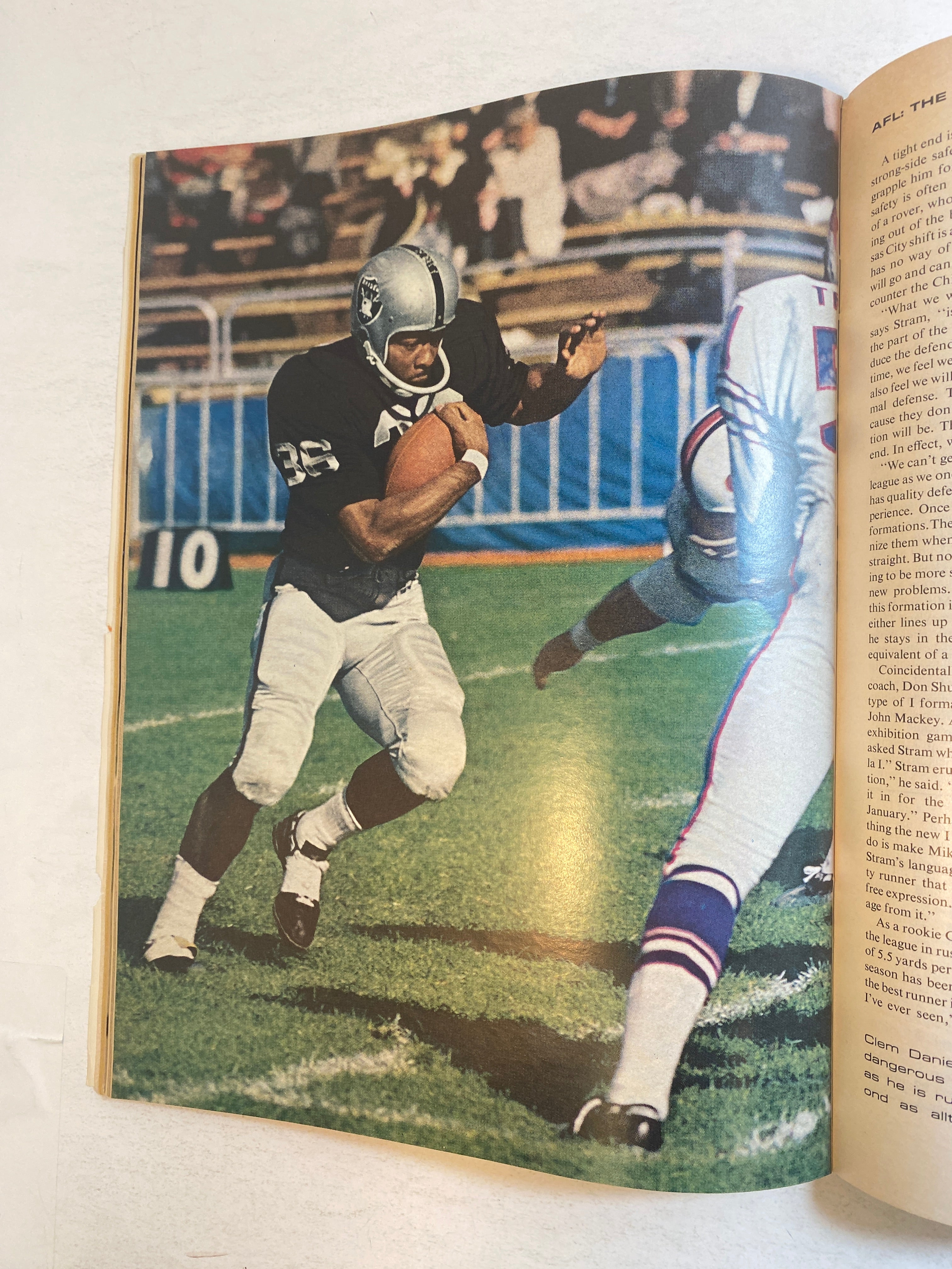 Sports Illustrated September 18 1967 Tommy Mason LA Rams